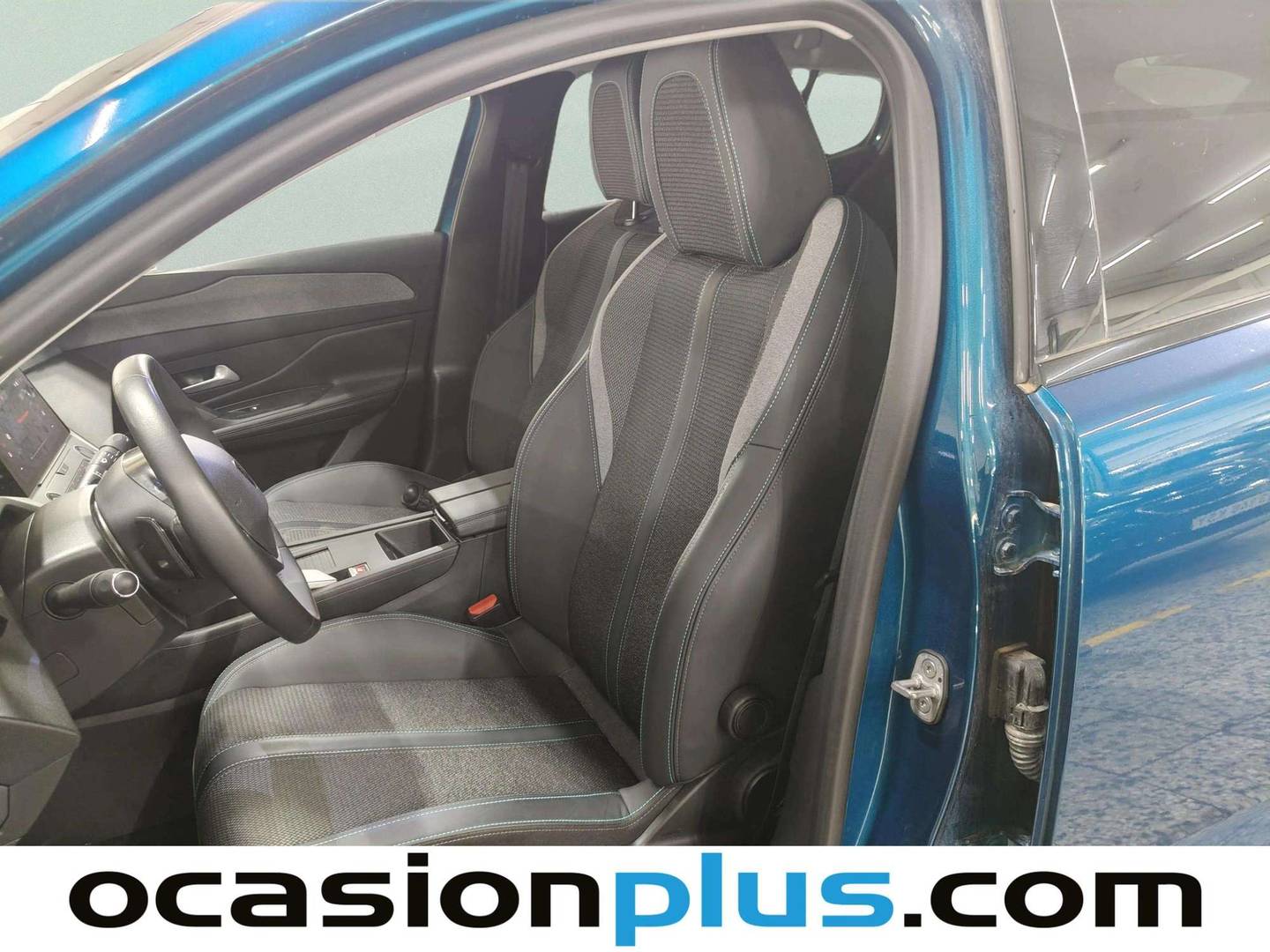 Foto asientos delanteros Peugeot 408 Peugeot 408 Allure Hybrid 145 eDCS6 (145 CV)