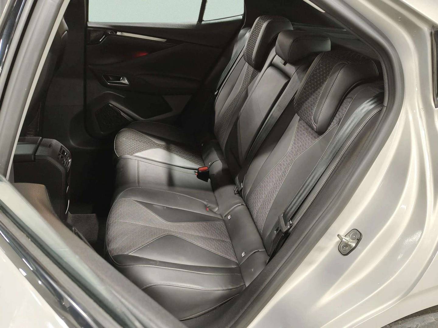 Foto DS DS 4 DS DS4 E-TENSE Trocadero (225 CV)