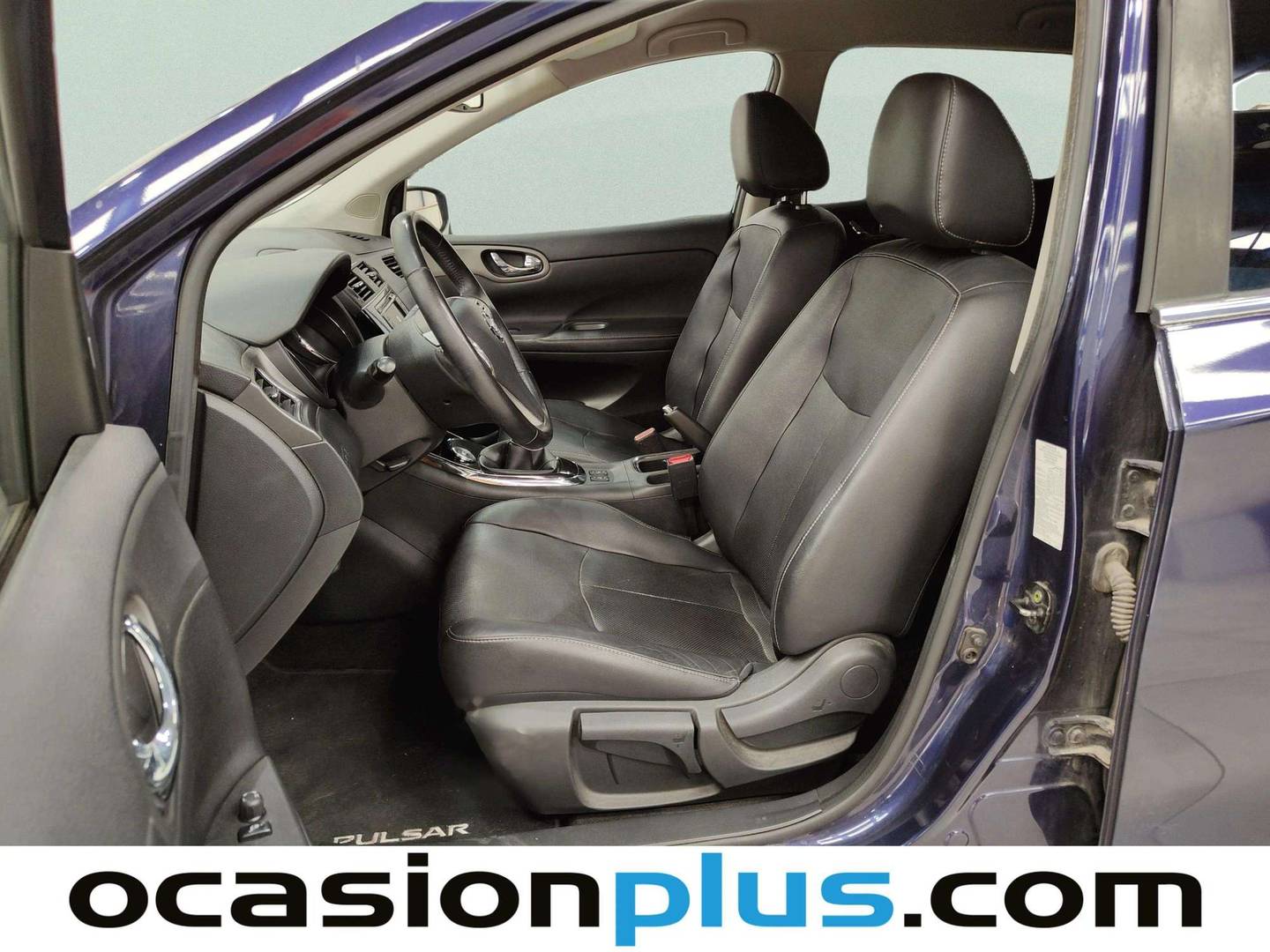 Foto asientos delanteros Nissan PULSAR Nissan Pulsar dCi 110 Tekna (110 CV)