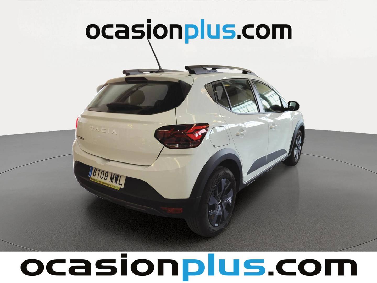Foto trasera Dacia Sandero Dacia Sandero Expression TCe (91 CV) derecha