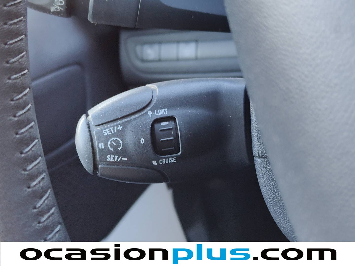 Foto Peugeot 208 Peugeot 208 PureTech Signature (82 CV)