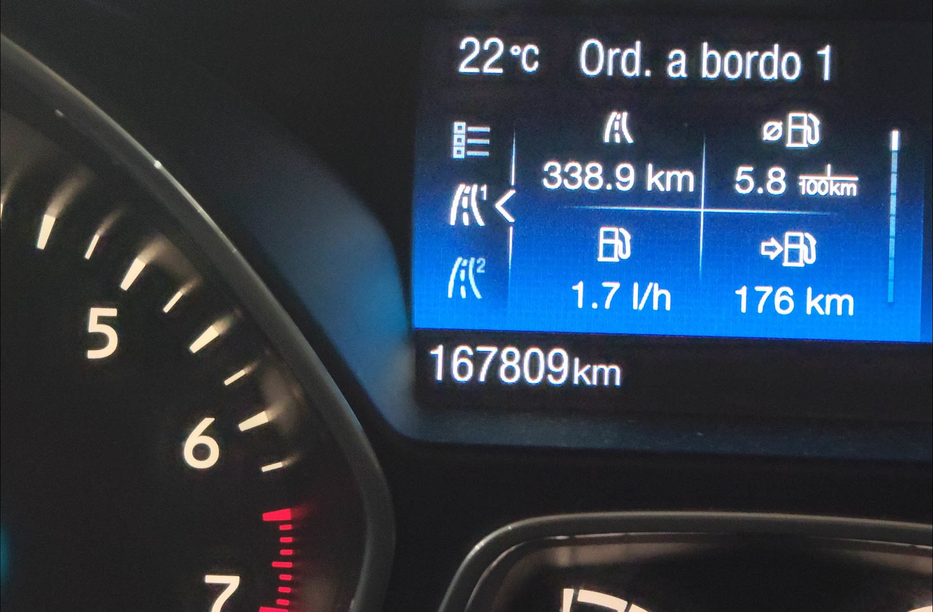 Ford Focus 1.0 EcoBoost Business - foto 10