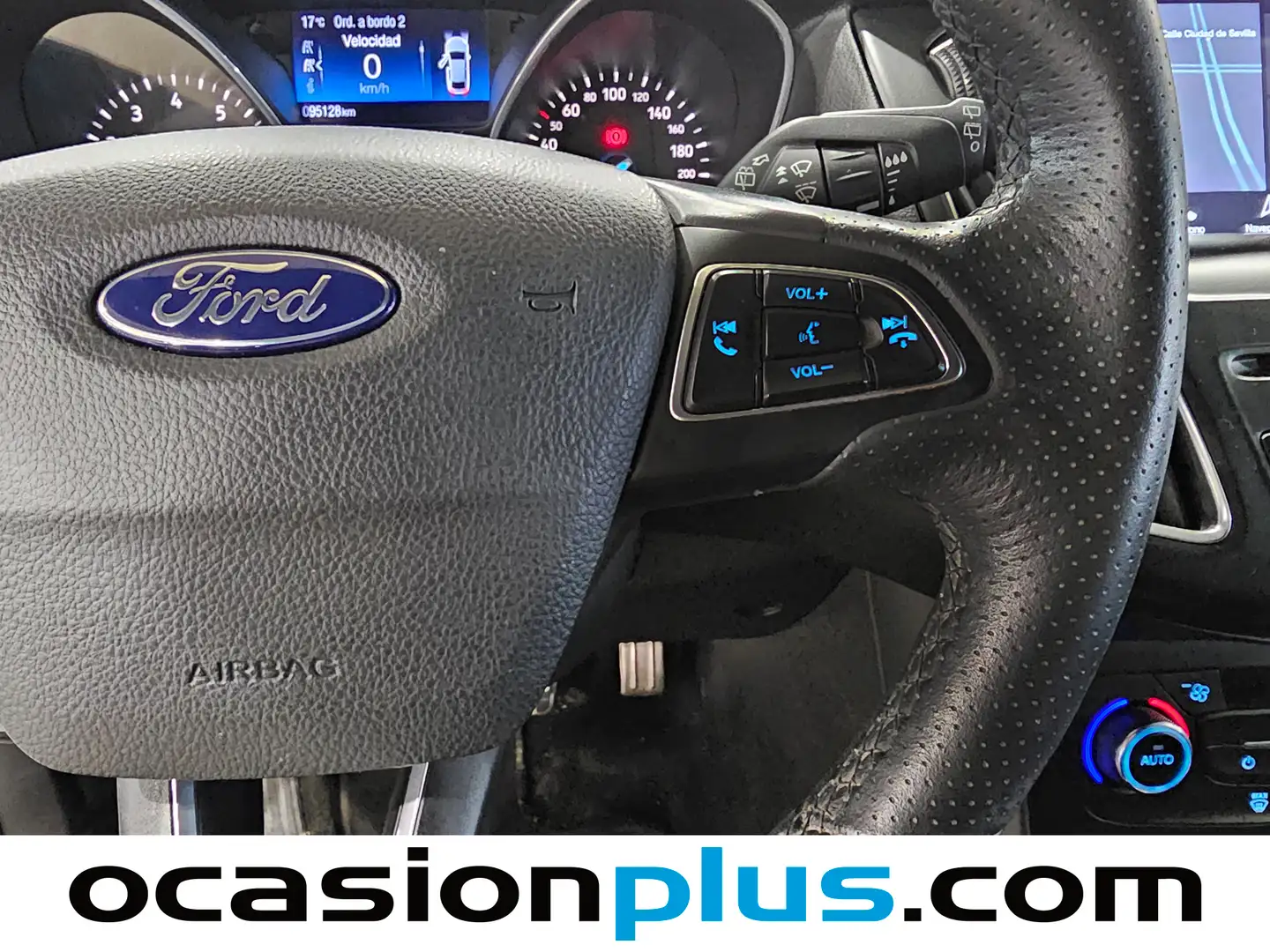 Foto Ford Focus Ford Focus 1.0 Ecoboost ST-Line Black&Red (125 CV)