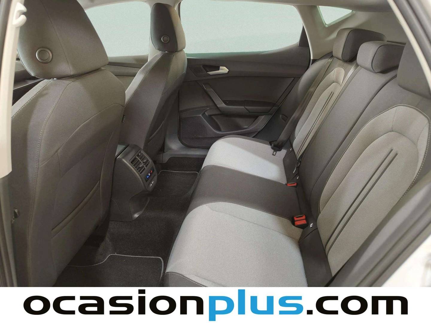Foto asientos traseros Seat León Seat León 1.5 TSI S&S Style Special Edition (150 CV)
