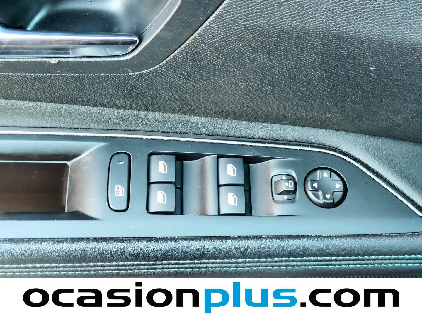 Foto Peugeot 3008 Hybrid Peugeot 3008 Hybrid 300 Allure Pack e-EAT8 (300 CV)