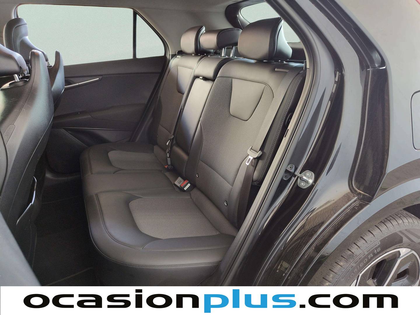 Foto KIA Niro Kia Niro 1.6 GDi HEV Drive  (141 CV)