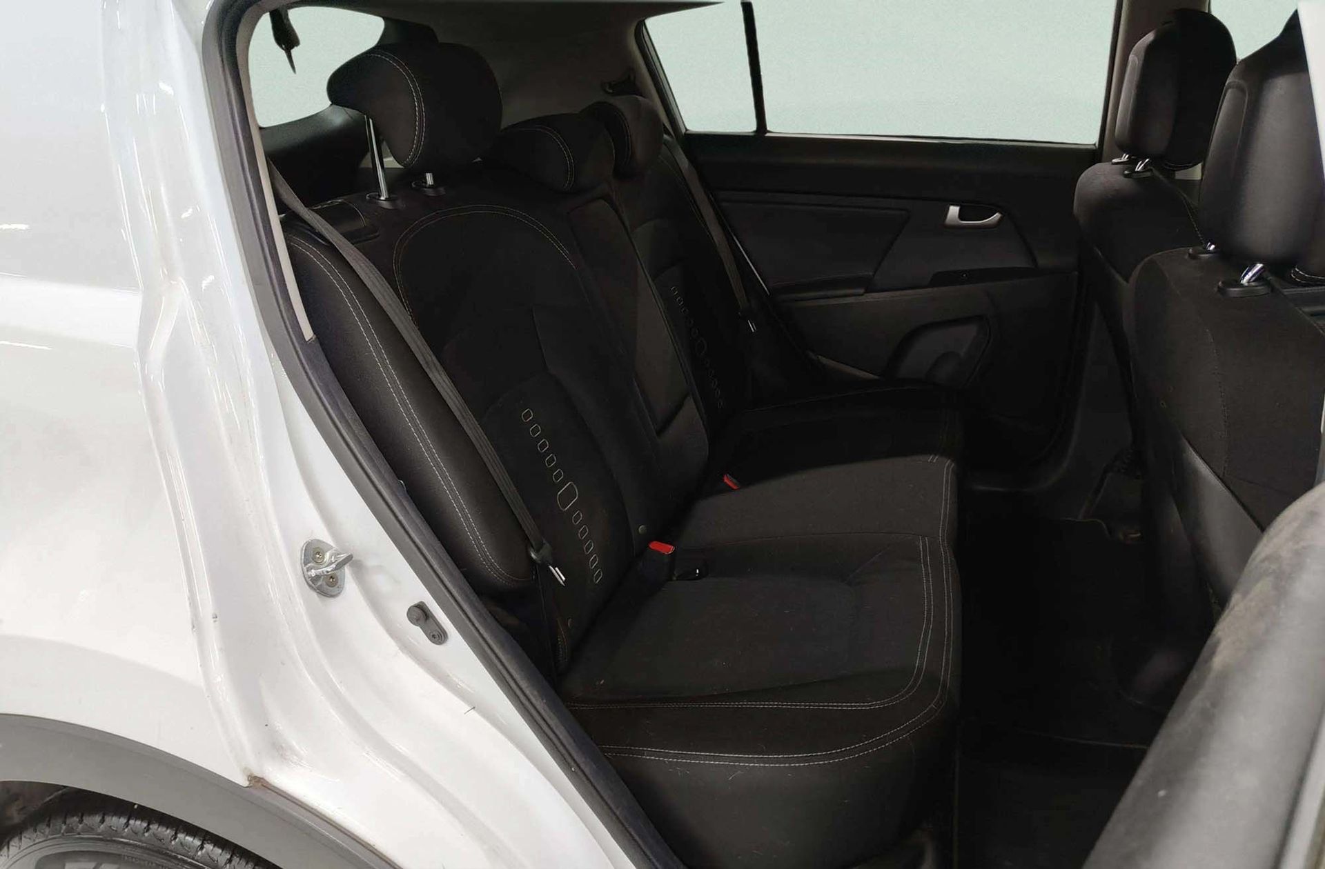 Kia Sportage 1.6 GDI Drive 4x2 - foto 14