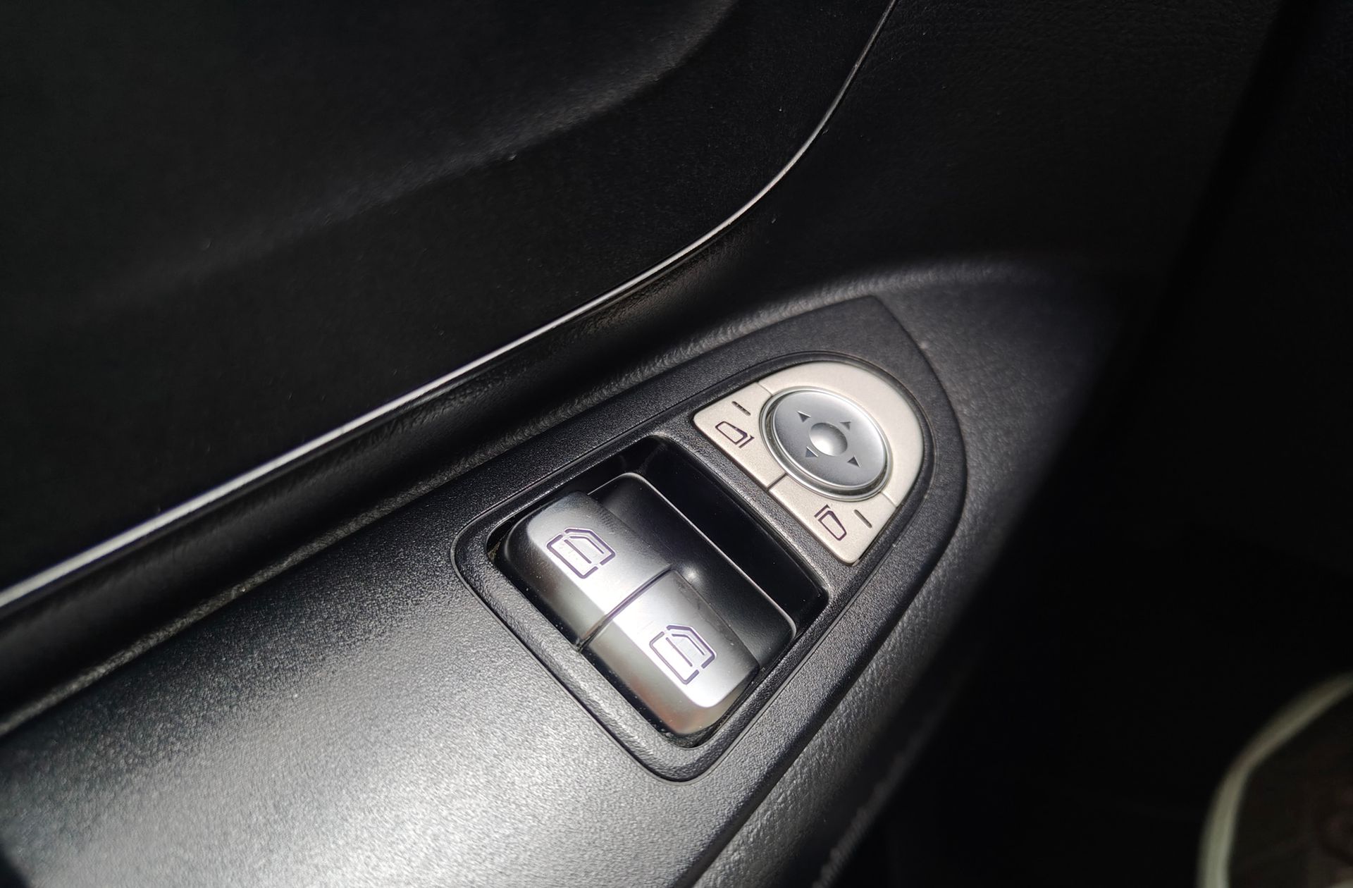 Mercedes-Benz Vito 114 CDI Tourer Pro Larga 9 plazas - foto 36