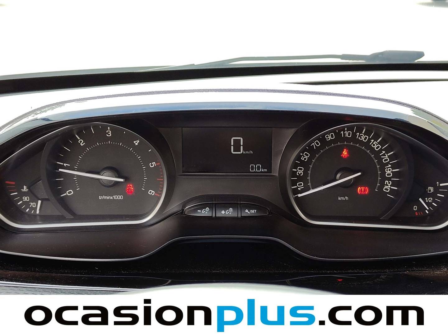 Peugeot 208 Peugeot 208 PureTech Signature (82 CV) gasolina