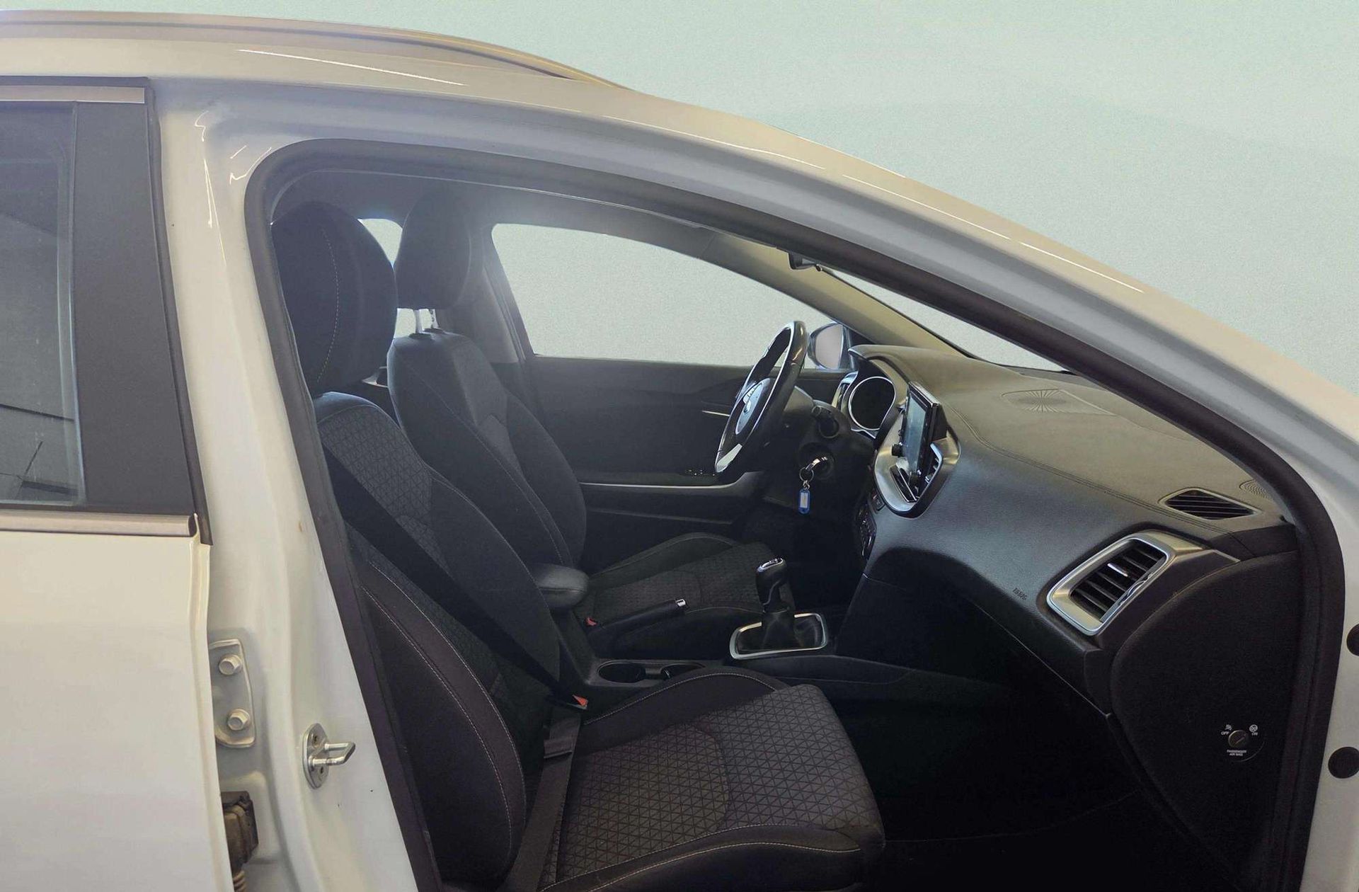 Kia XCeed 1.0 T-GDi Drive - foto 17