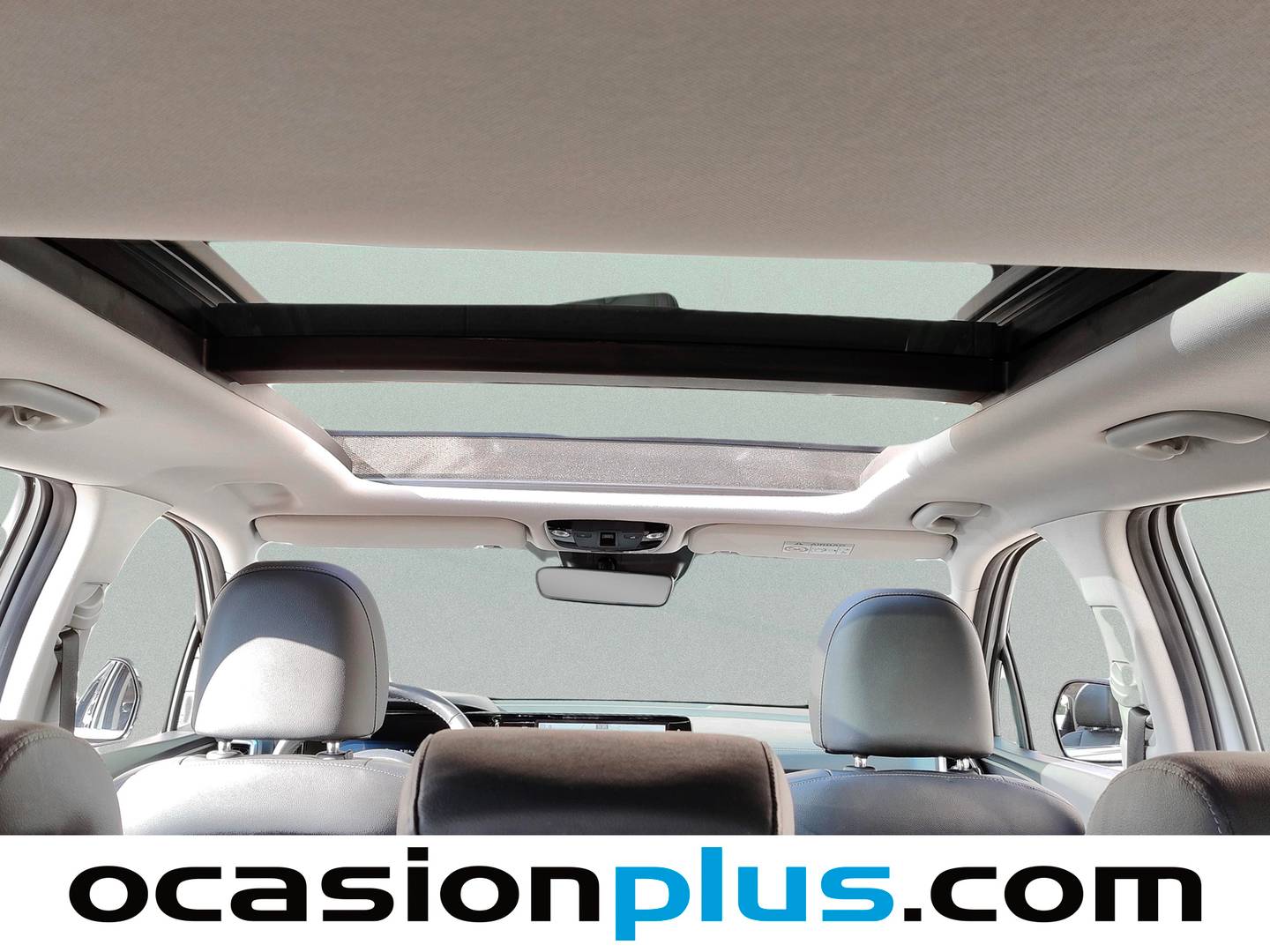 Extras y acabados del KIA Sorento KIA Sorento 1.6 T-GDi HEV Emotion Pack Advanced 4x2 (230 CV) 7 Plazas
