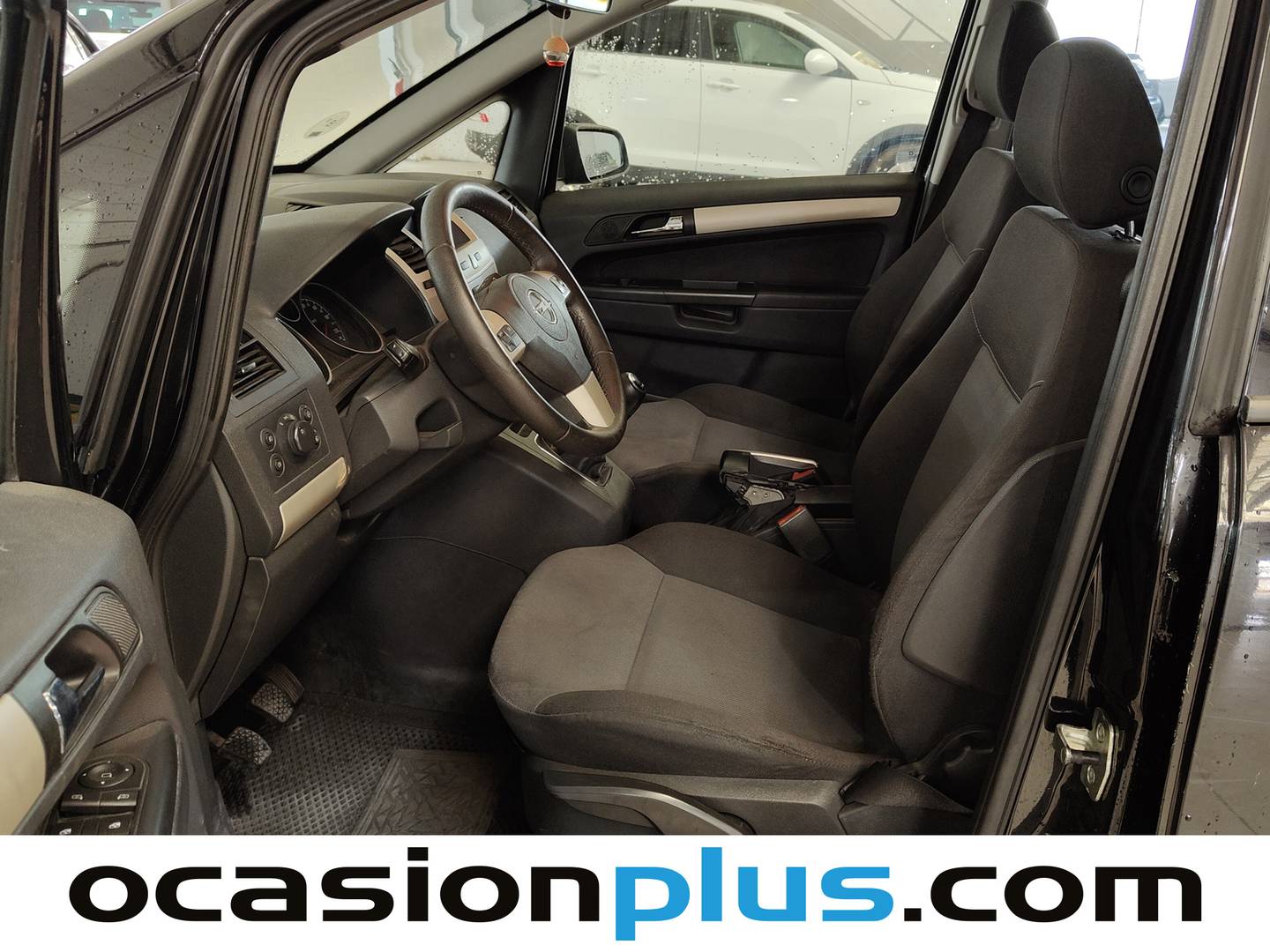 Foto asientos delanteros Opel Zafira Opel Zafira 1.9 CDTi Enjoy (120 CV) 7 Plazas