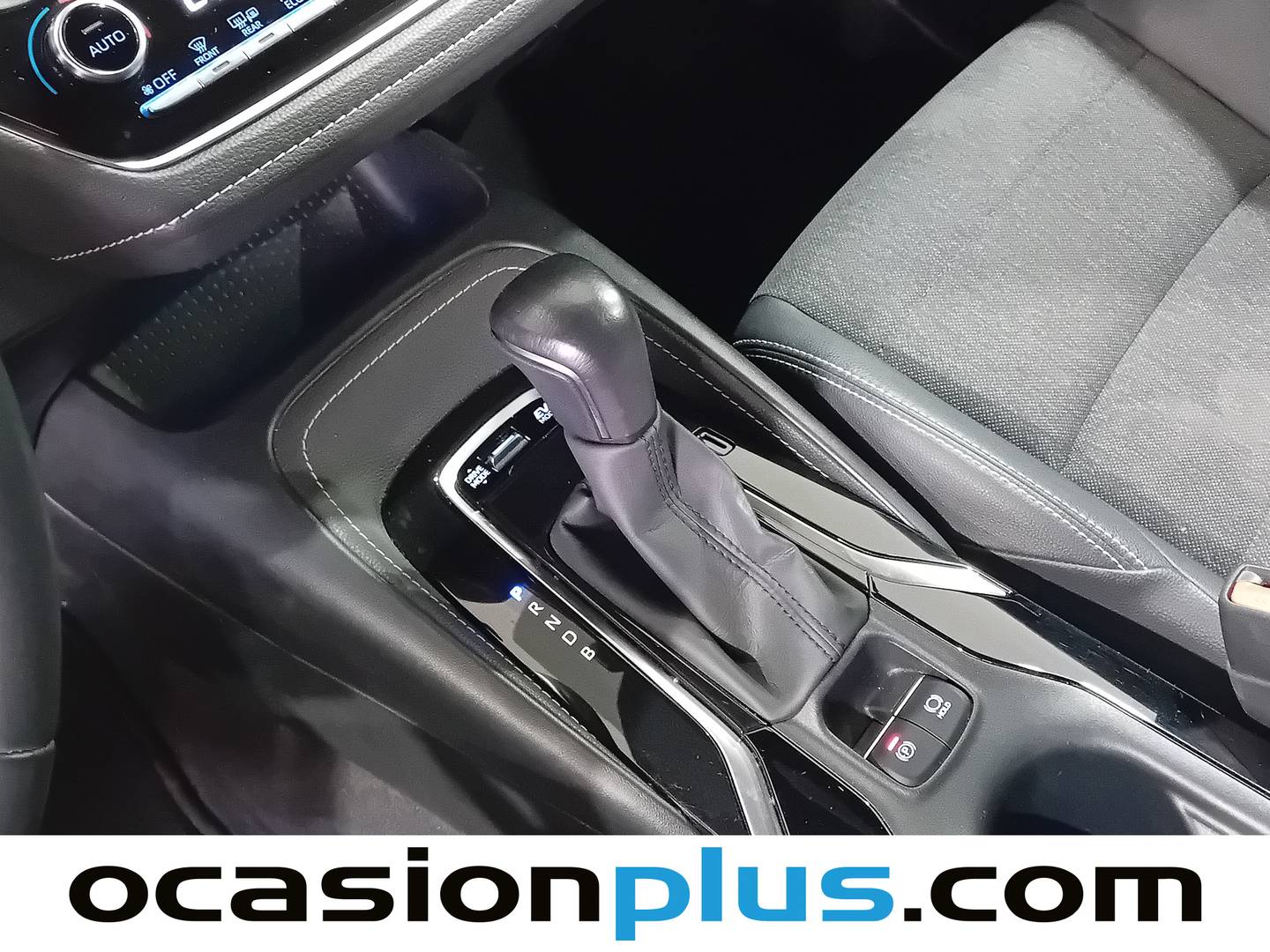 Toyota Corolla Toyota Corolla 1.8 125H Style E-CVT (122 CV) de segunda mano