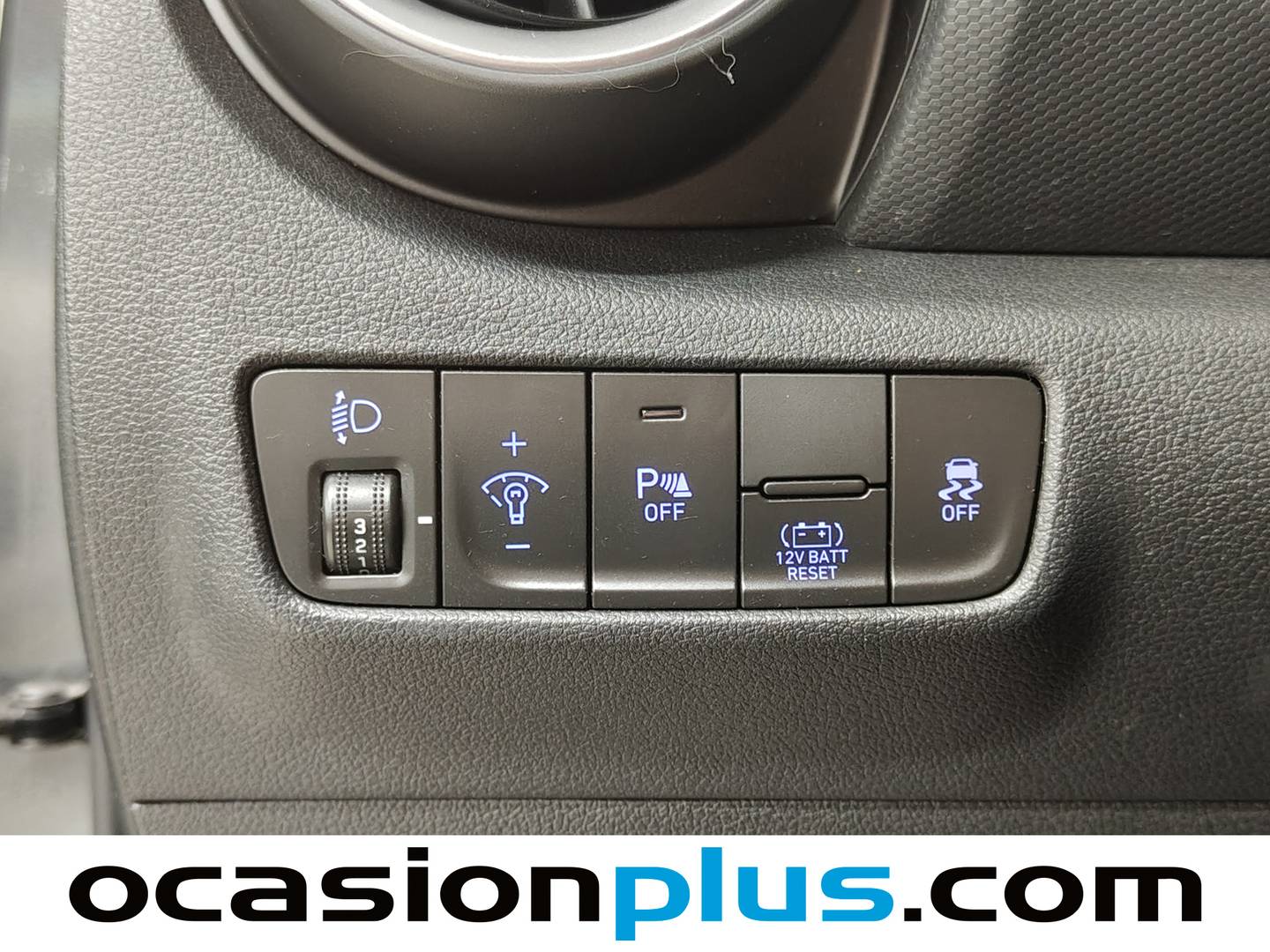 Foto Hyundai Kona Hyundai Kona 1.6 GDI HEV Maxx DCT (141 CV)