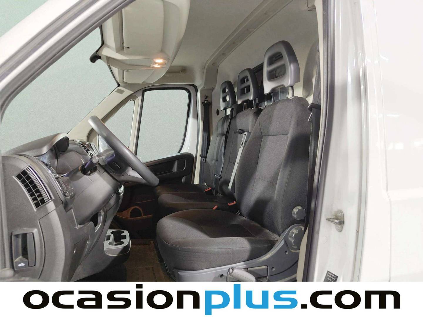 Foto asientos delanteros Fiat Ducato Fiat Ducato Furgon 35 2.2 Multijet L3H2 (140 CV)