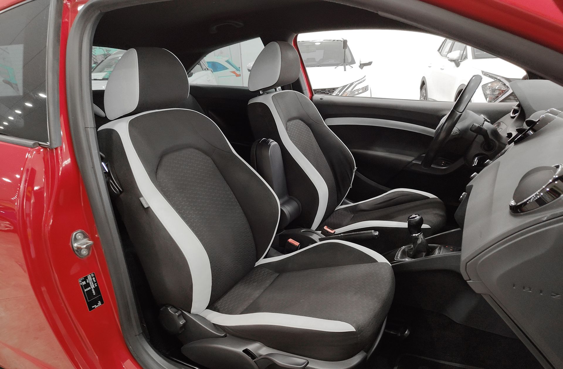 SEAT Ibiza SC 1.8 TSI Cupra - foto 18