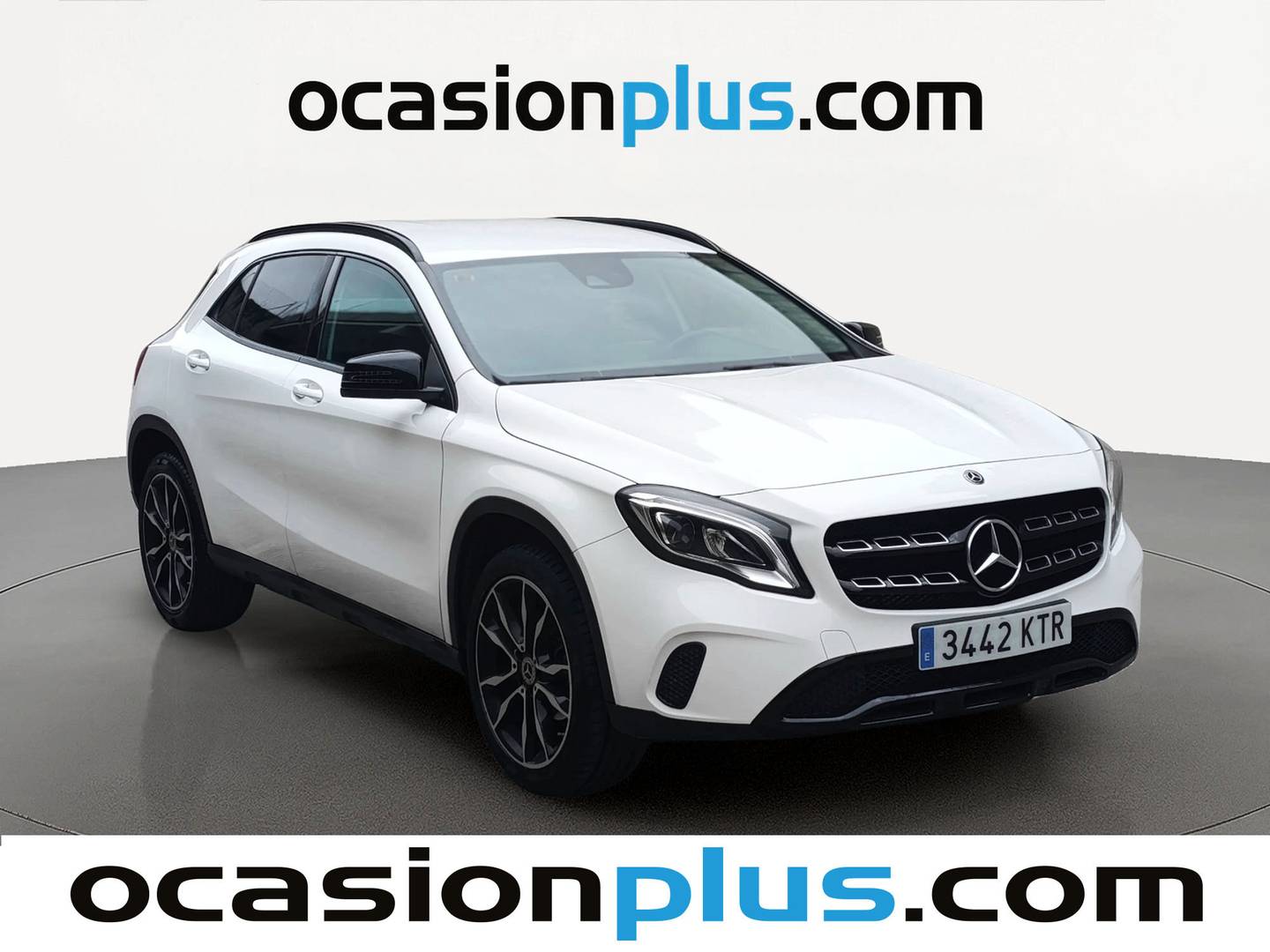 Foto delantera Mercedes GLA Mercedes-Benz GLA 180 (122 CV) derecha