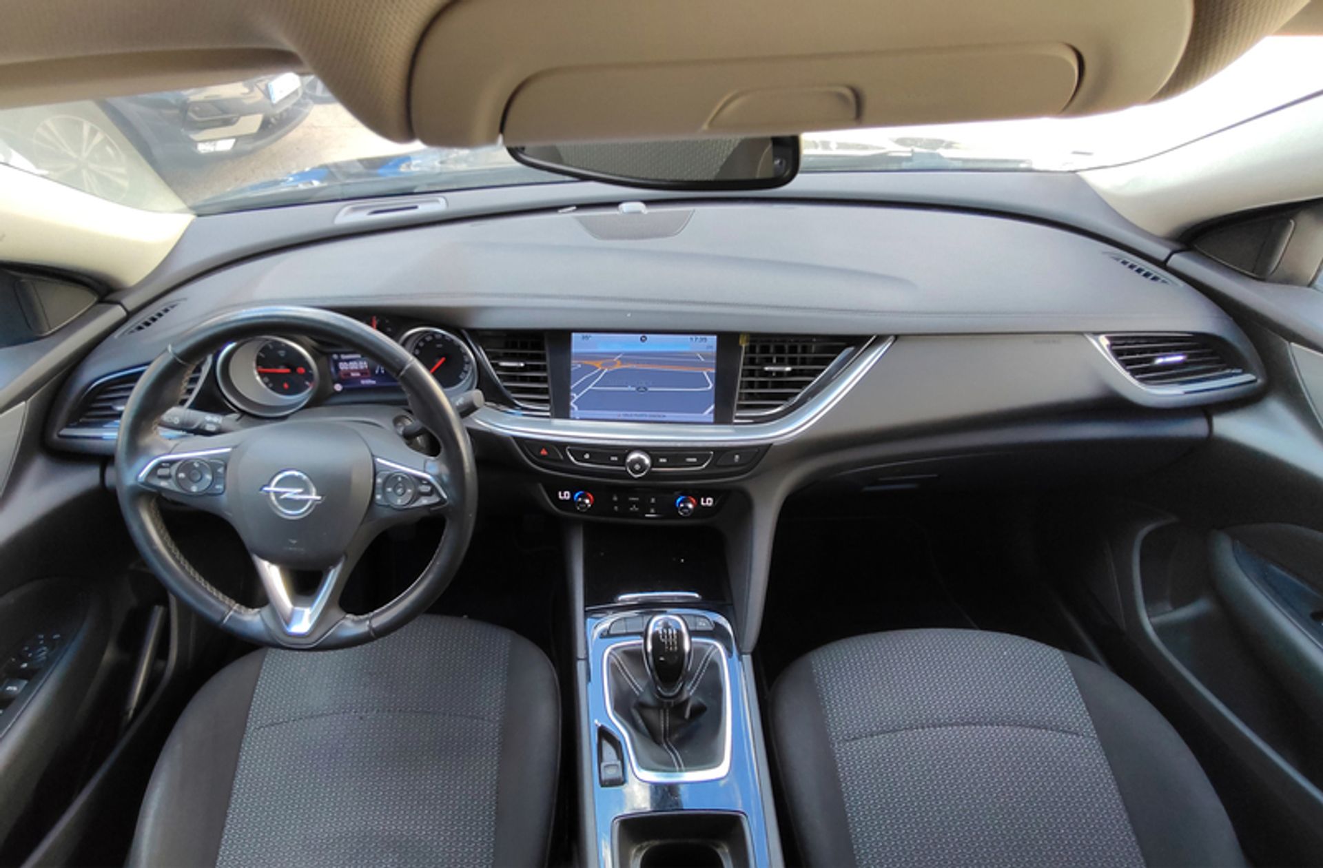 Opel Insignia GS 1.5 Turbo XFL ecoTEC Selective - foto 6