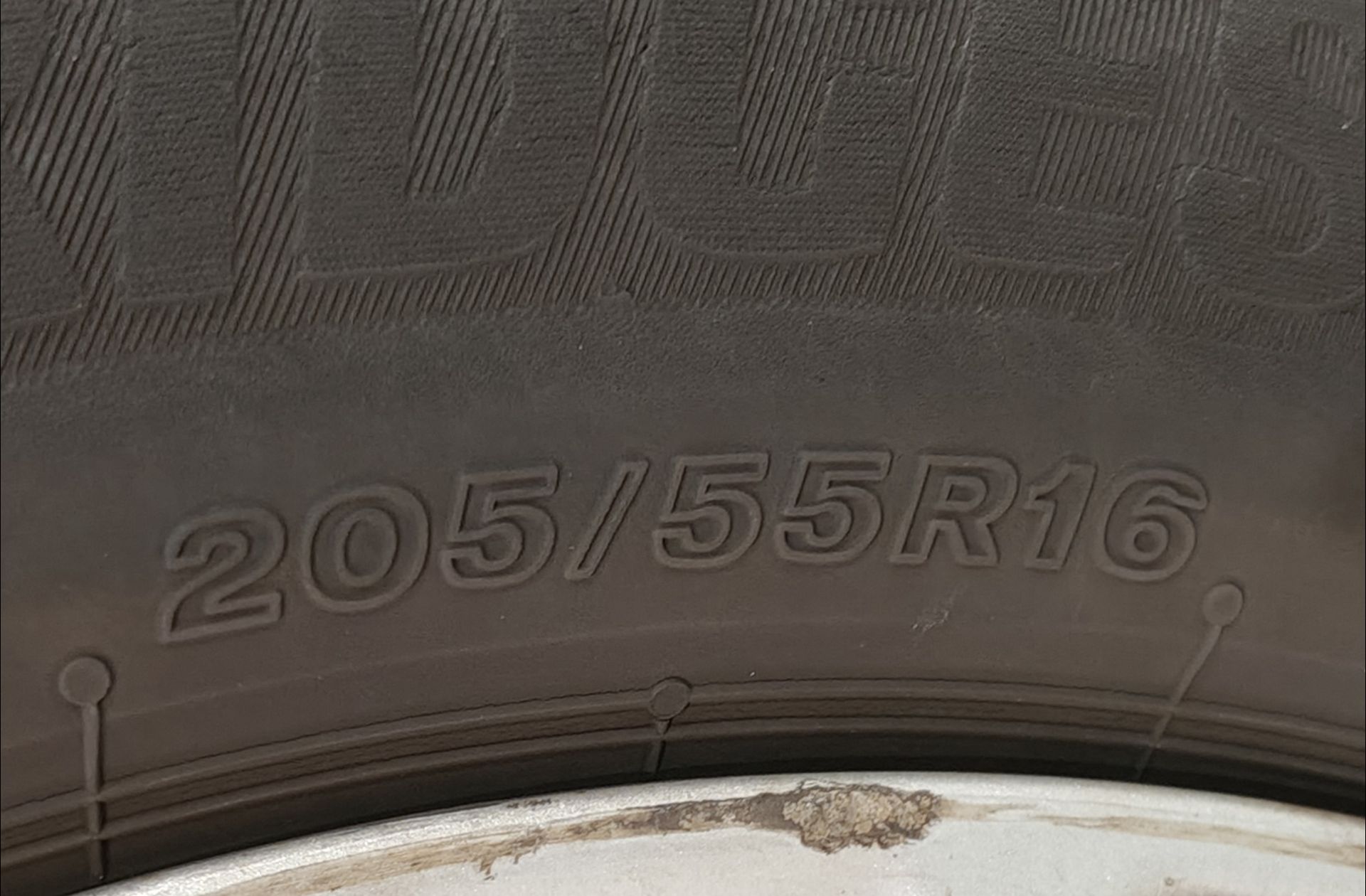 Ford Focus 1.0 EcoBoost Trend+ - foto 33