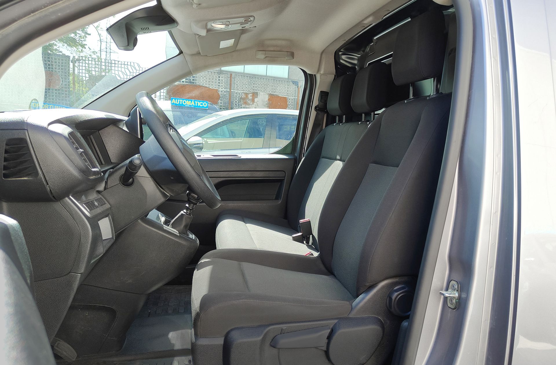 Peugeot Expert Furgon BlueHDi 120 Standard - foto 10