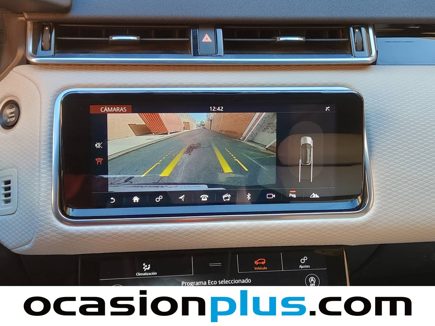 Foto Land Rover Range Rover Velar Land Rover Range Rover Velar D300 R-Dynamic 4WD Auto (300 CV)