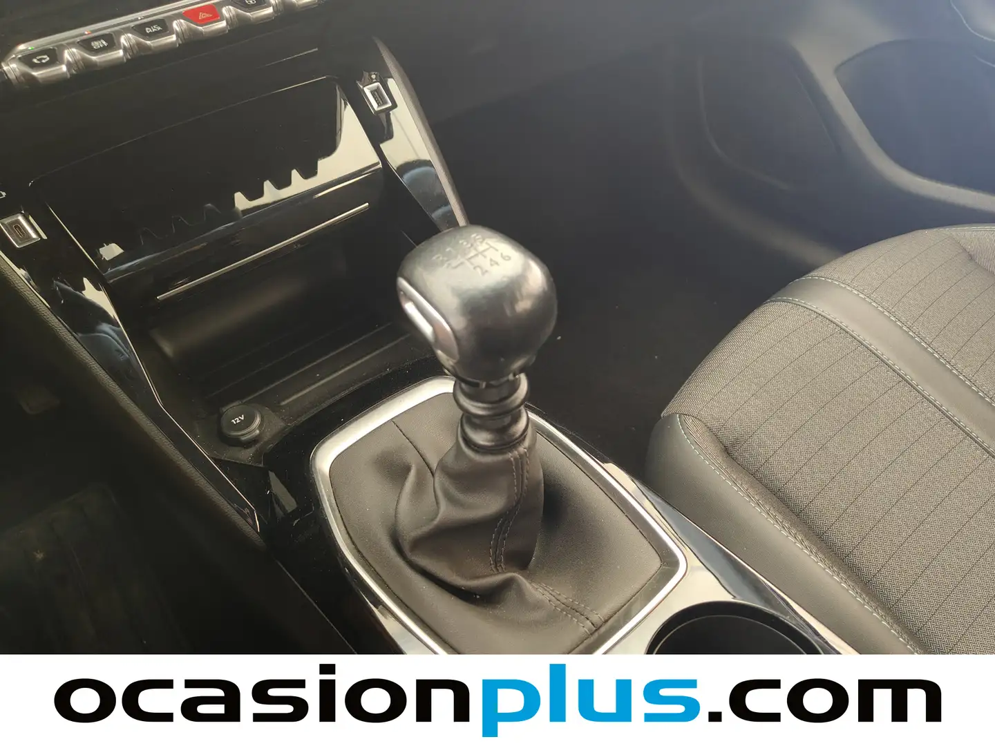 Foto Peugeot 208 Peugeot 208 PureTech 100 Allure (100 CV)