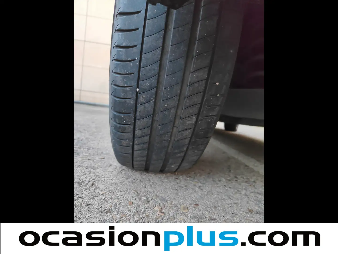 Foto Toyota C-HR Toyota C-HR 180H Kaji Edition (184 CV)