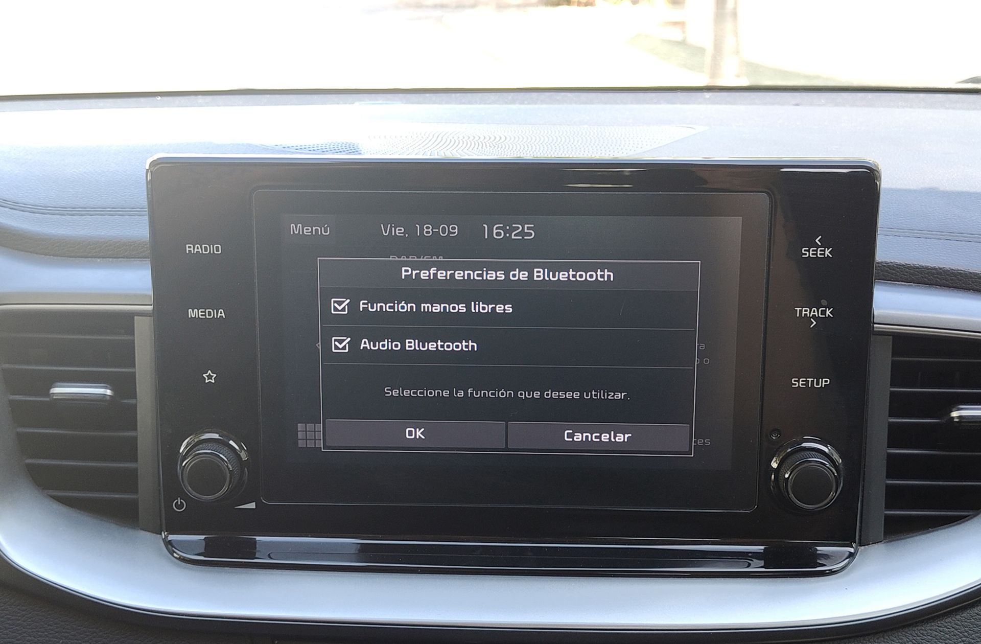 Kia Ceed 1.6 MHEV iMT Drive - foto 27