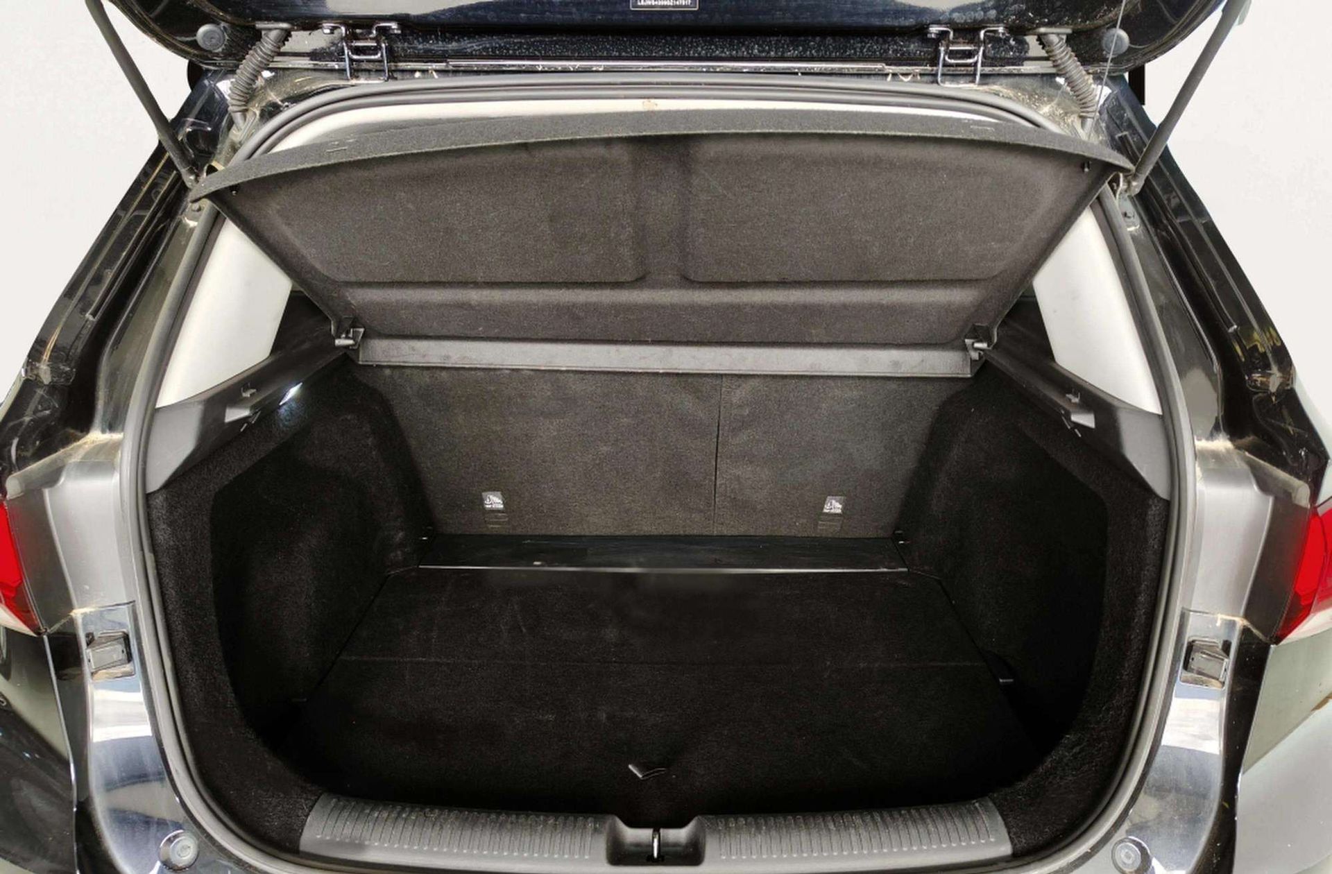 MG ZS 1.5 Hybrid+ Luxury - foto 19
