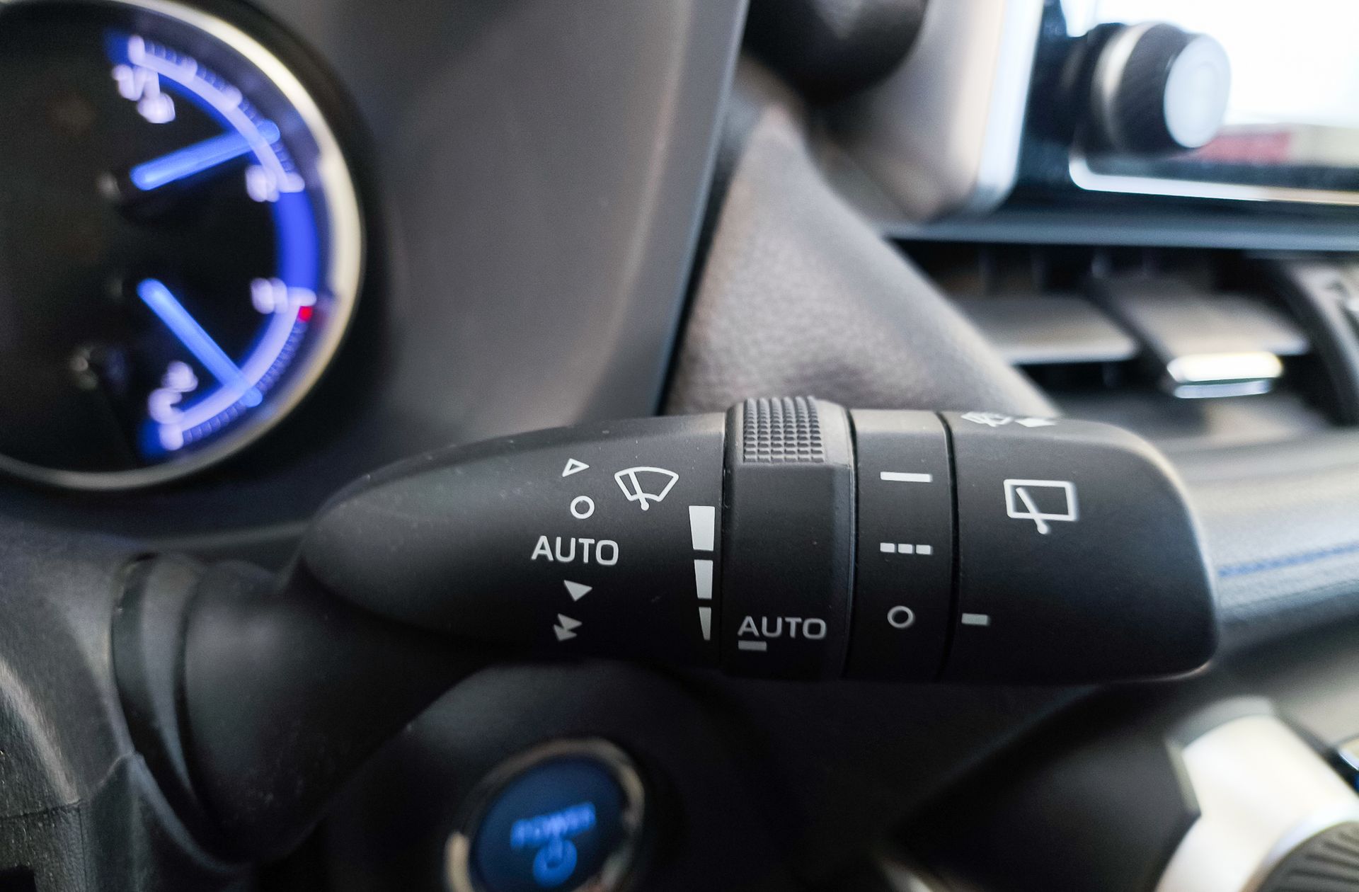 Toyota RAV4 2.5l Hybrid Feel! 4WD - foto 31
