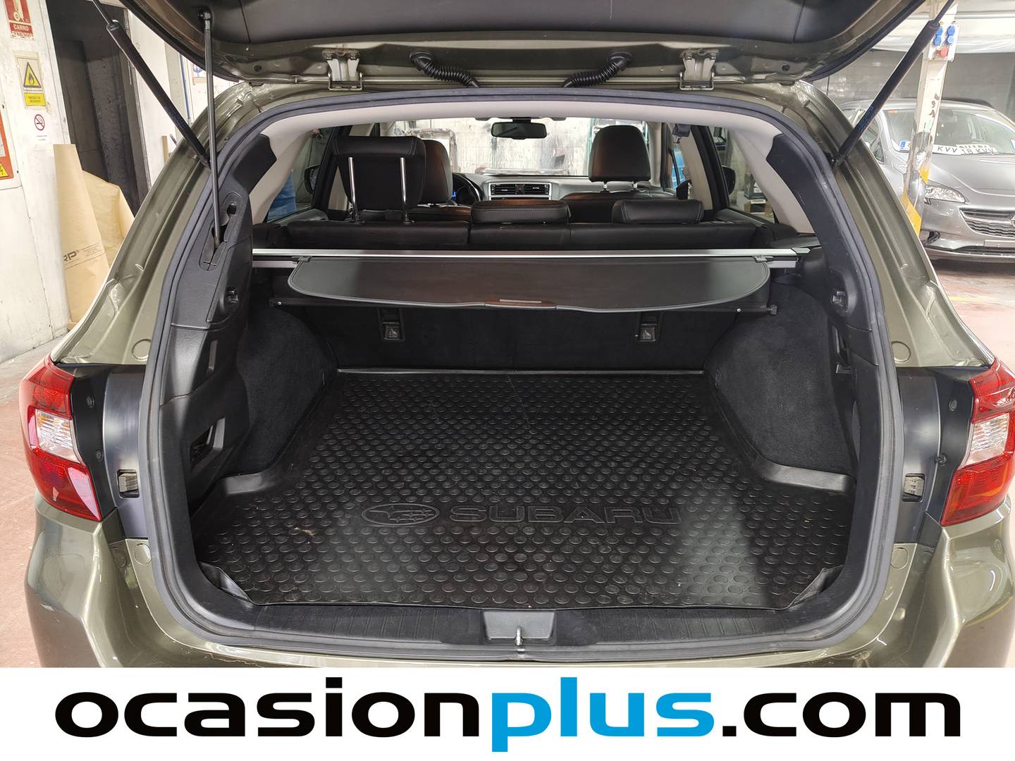 Fotos maletero Subaru Outback Subaru Outback 2.5 Executive Plus AWD CVT Lineartronic (175 CV)