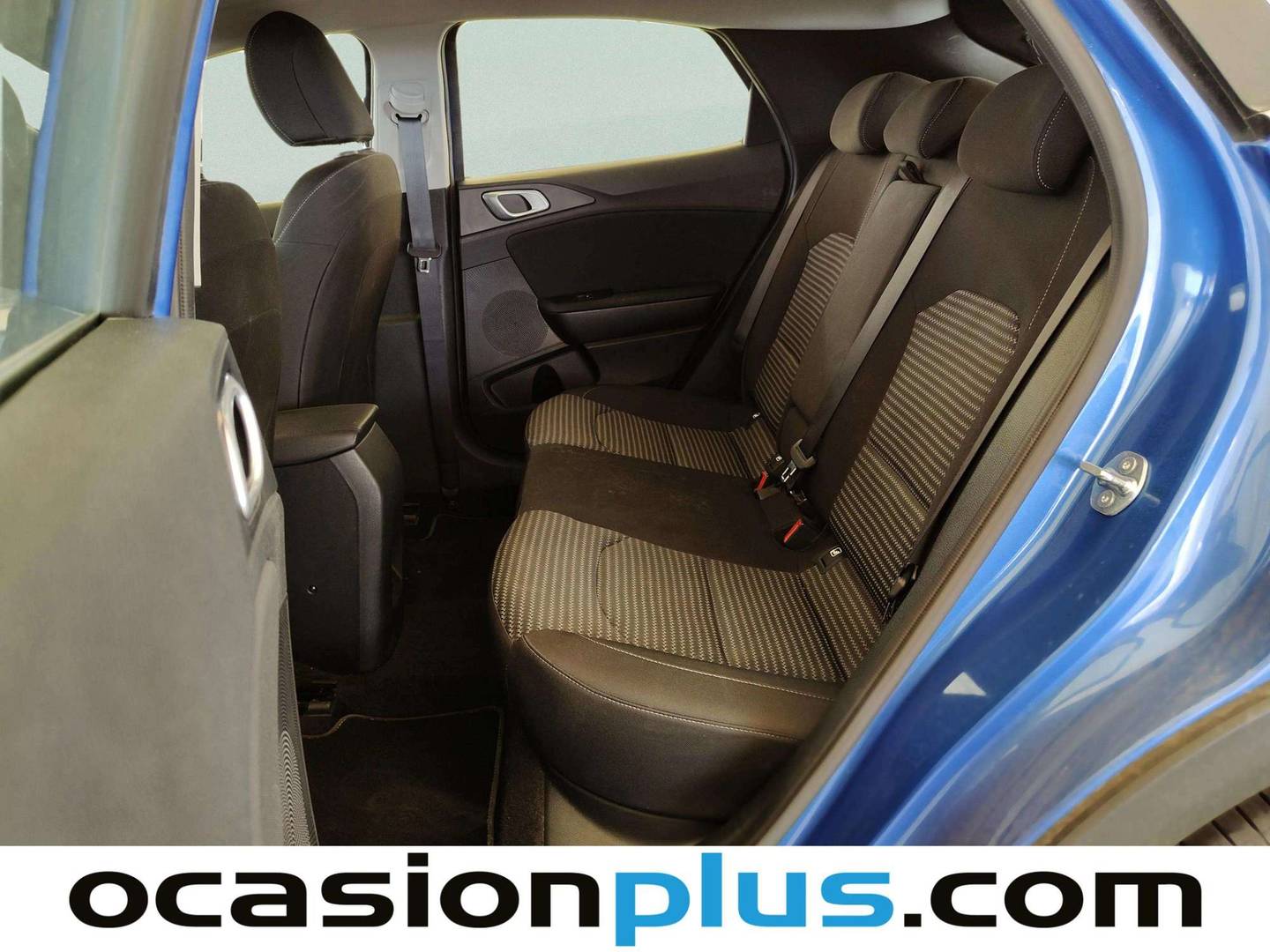 Foto asientos traseros KIA XCeed KIA XCeed 1.0 T-GDi Drive (100 CV)