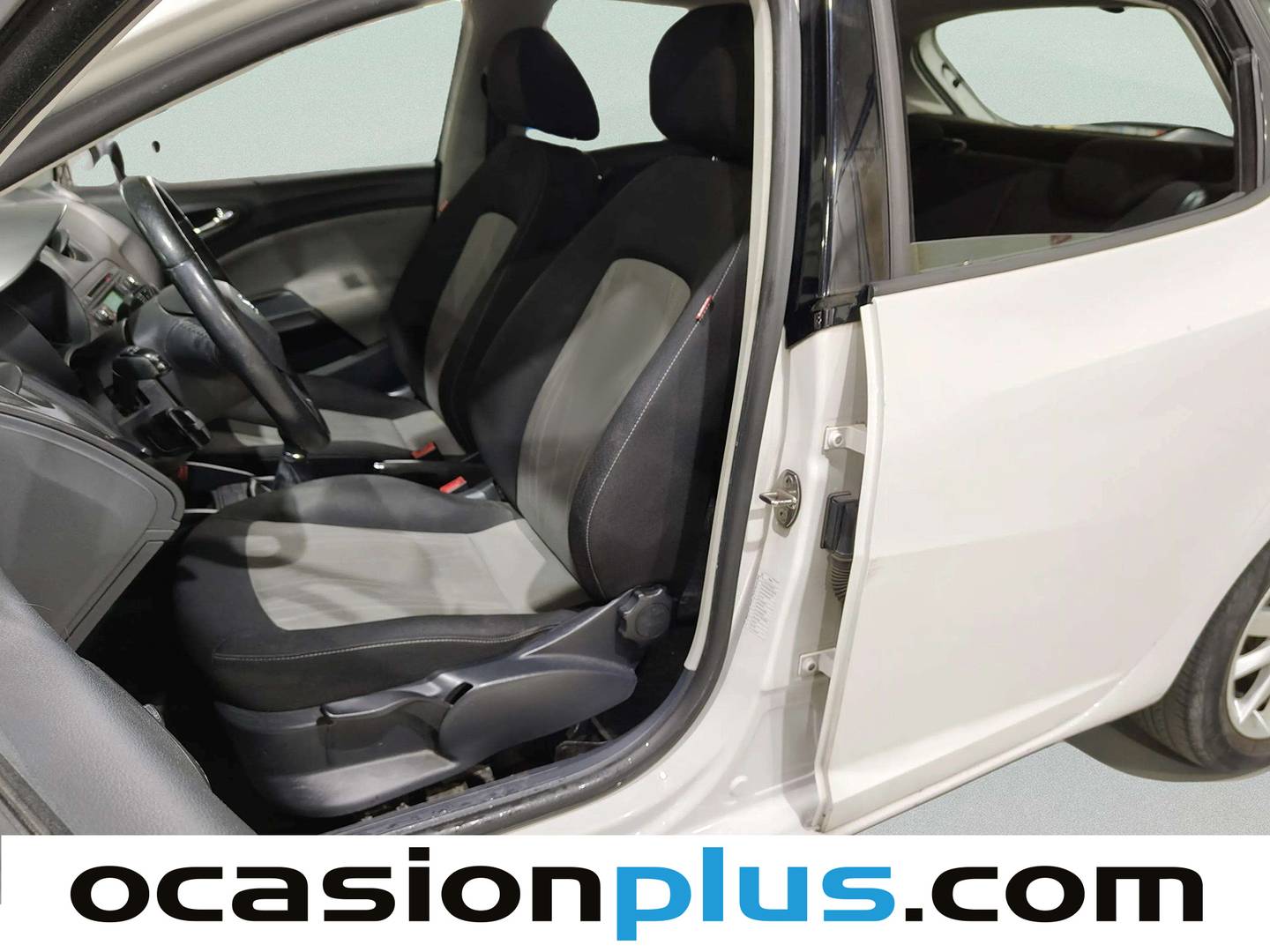 Foto asientos delanteros Seat Ibiza SEAT Ibiza 1.2 TSI Style (85 CV)