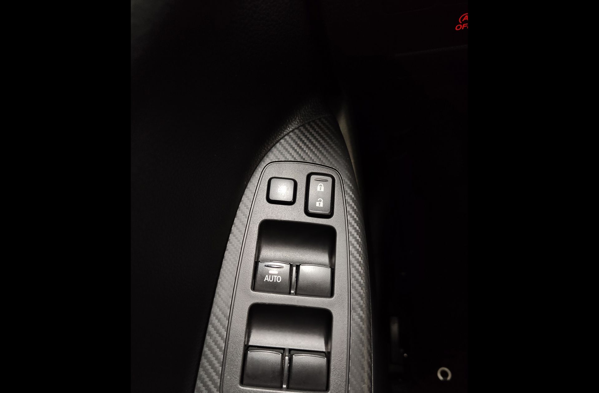 Mitsubishi Eclipse Cross 150T Kaiteki 4WD CVT - foto 40