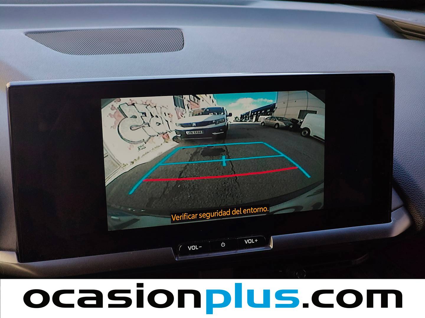 Acabados Toyota C-HR Toyota C-HR 140H Advance (140 CV)