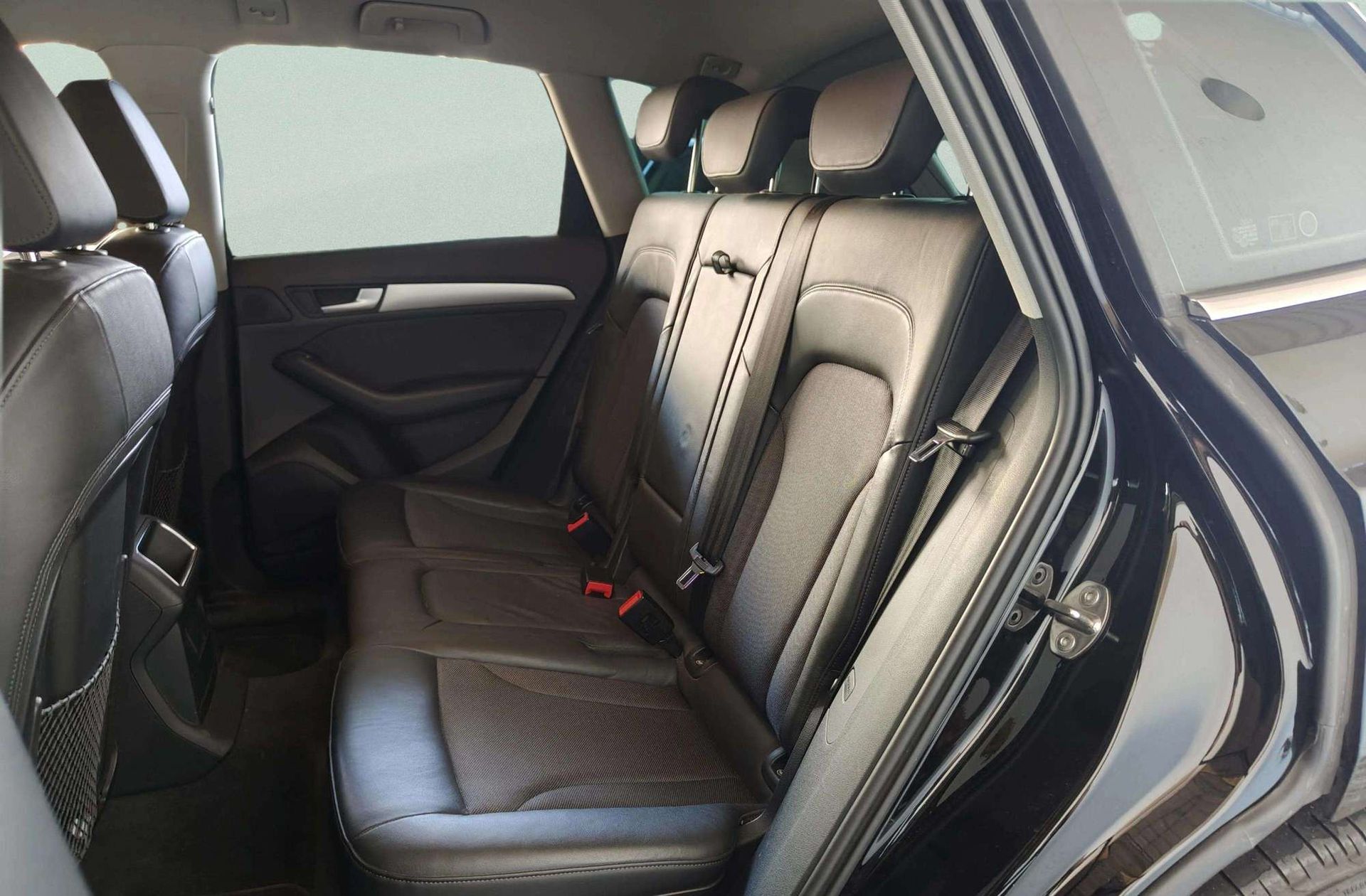 Audi Q5 S line edition 2.0 TDI ultra - foto 11