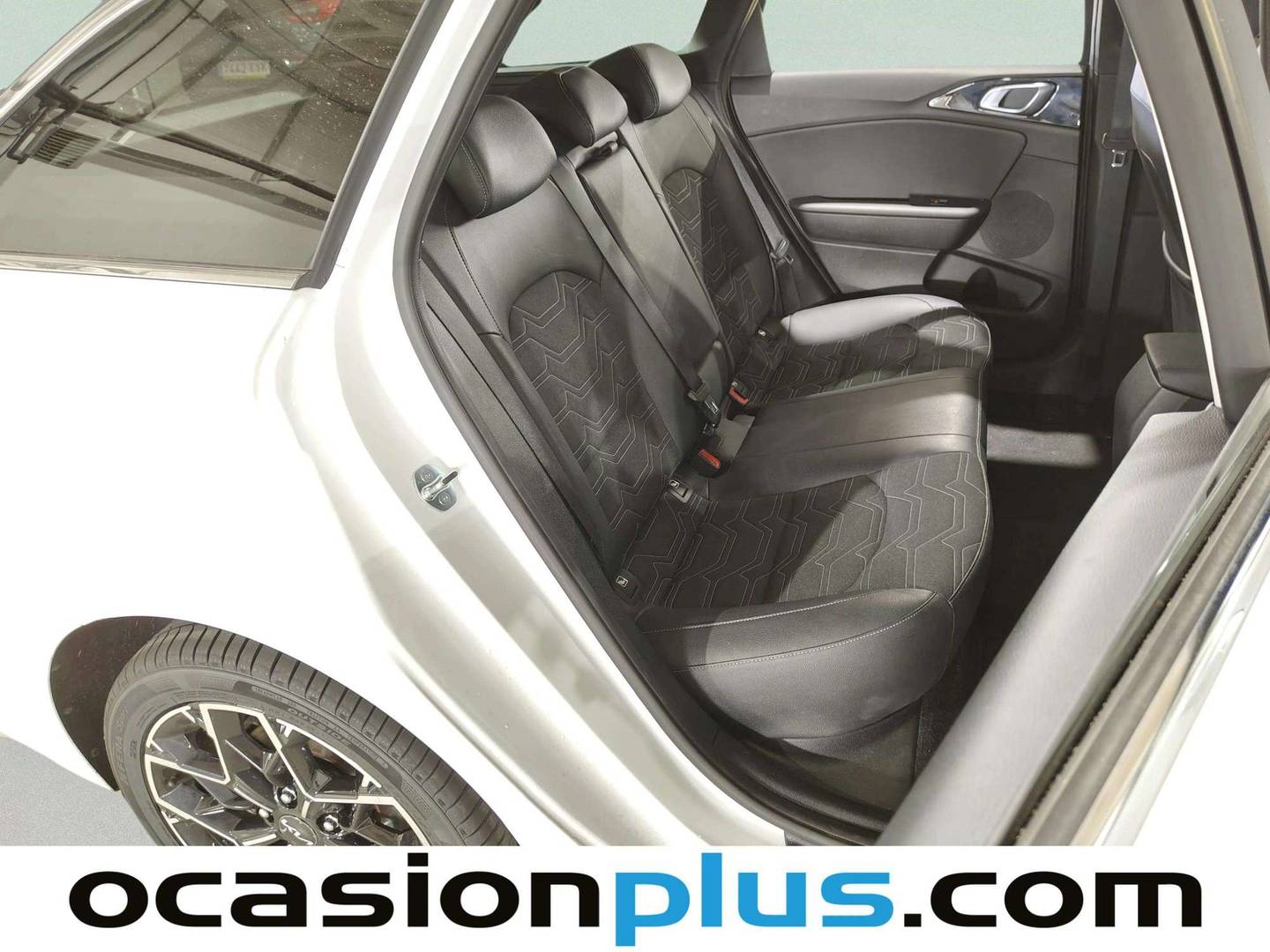 Foto KIA Ceed Tourer Kia Ceed Tourer 1.0 MHEV Style Edition DCT (100 CV)