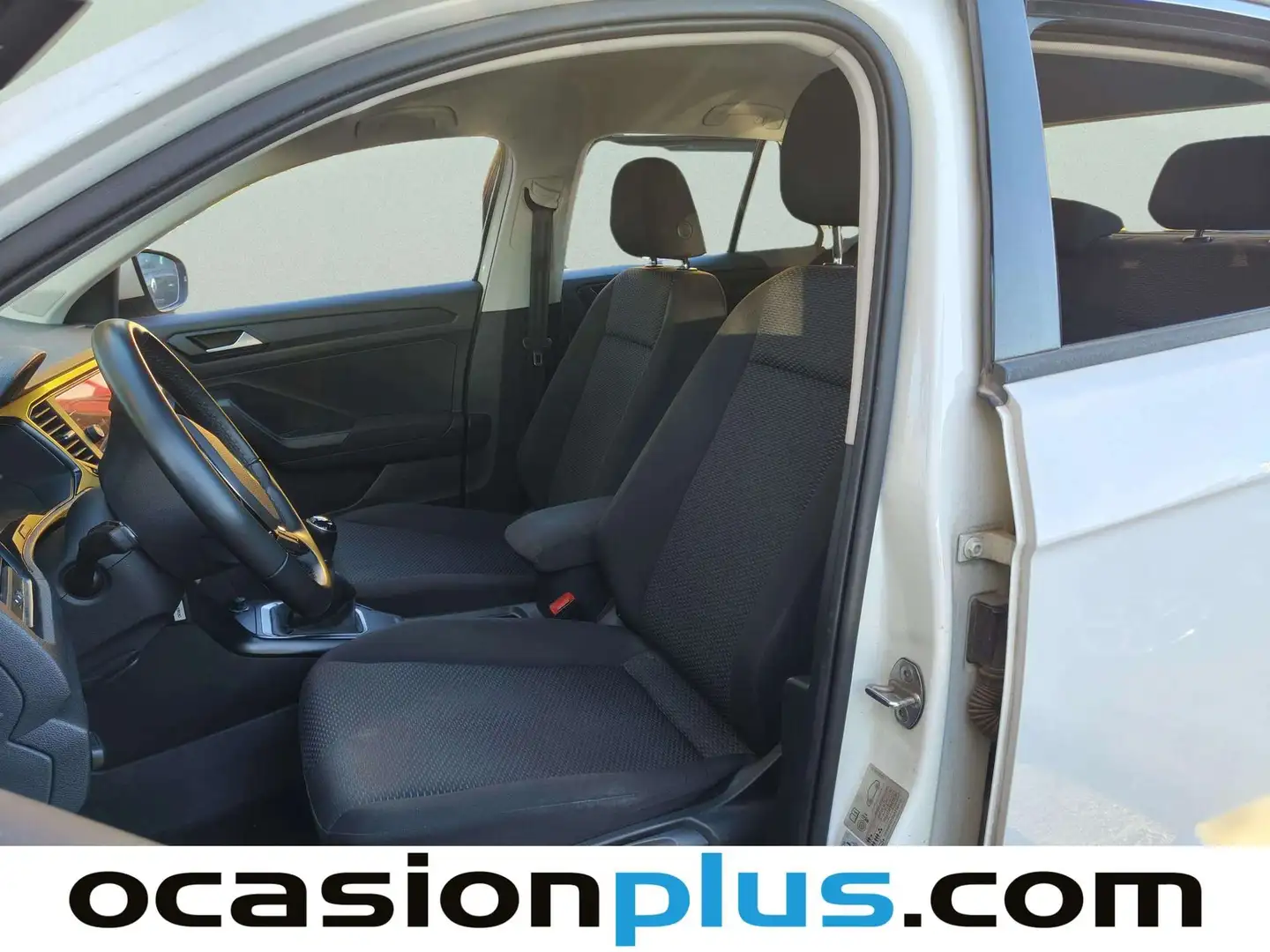 Foto Volkswagen T-Roc Volkswagen T-Roc Edition 1.6 TDI  (115 CV)