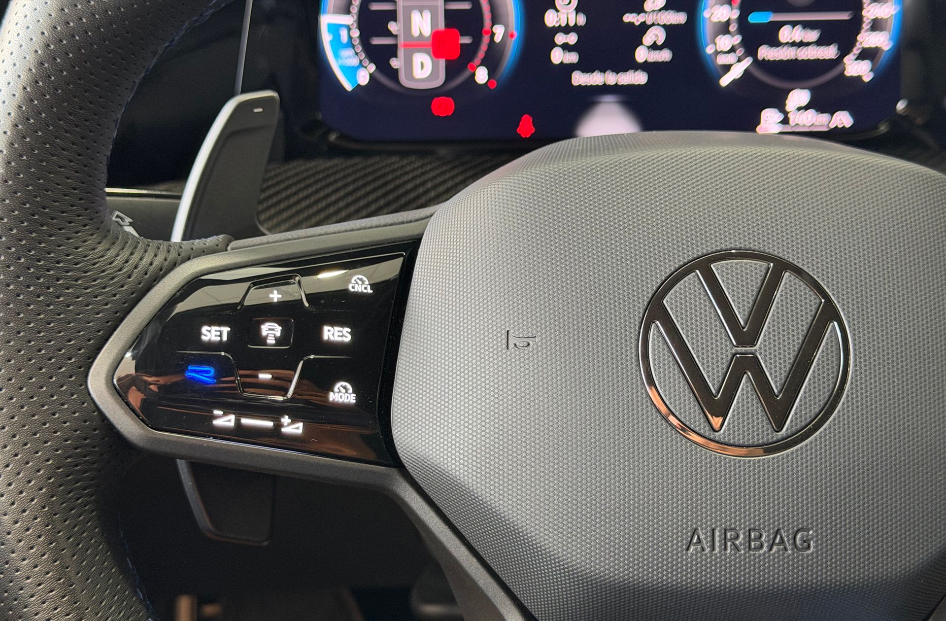 Volkswagen Golf R 20 Aniversario 2.0 TSI 4Motion DSG - foto 32