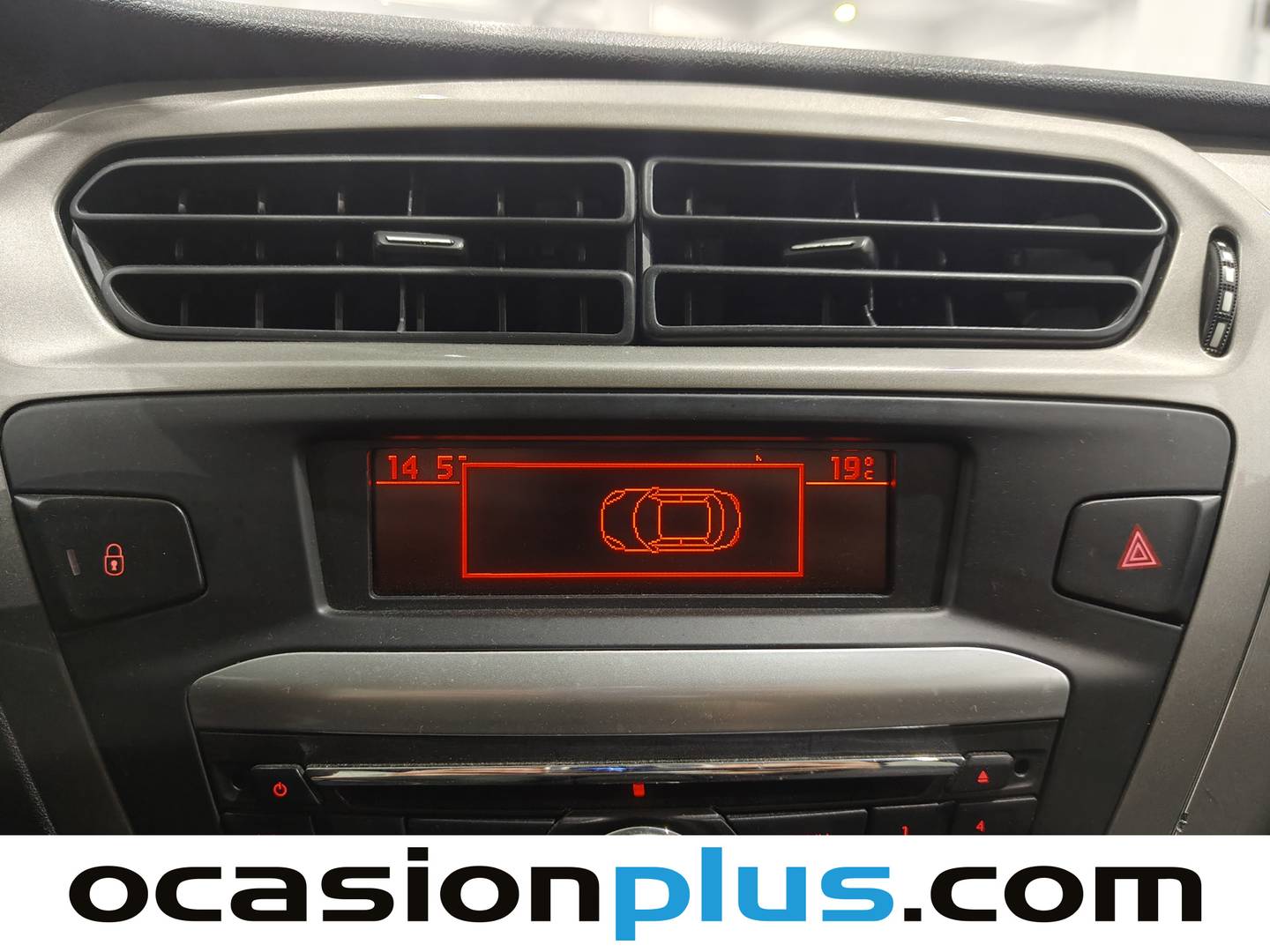 Extras y acabados del Citroën C-Elysée Citroën C-Elysee PureTech 82 Exclusive (82 CV)