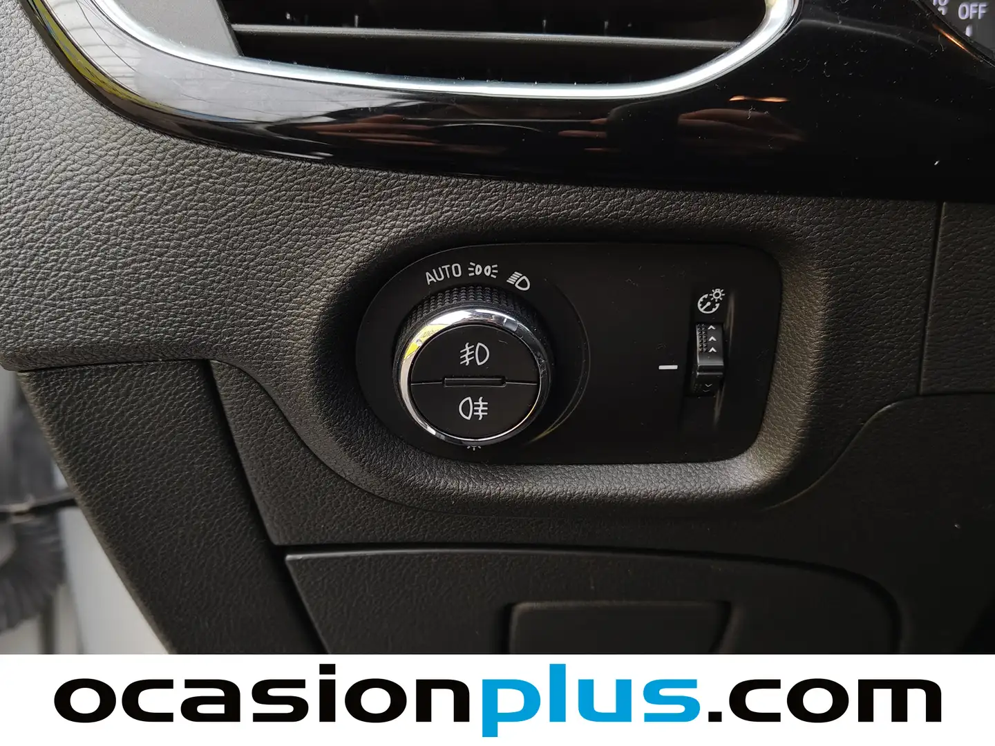 Foto Opel Astra Opel Astra 1.2 Turbo SHR Elegance (145 CV)