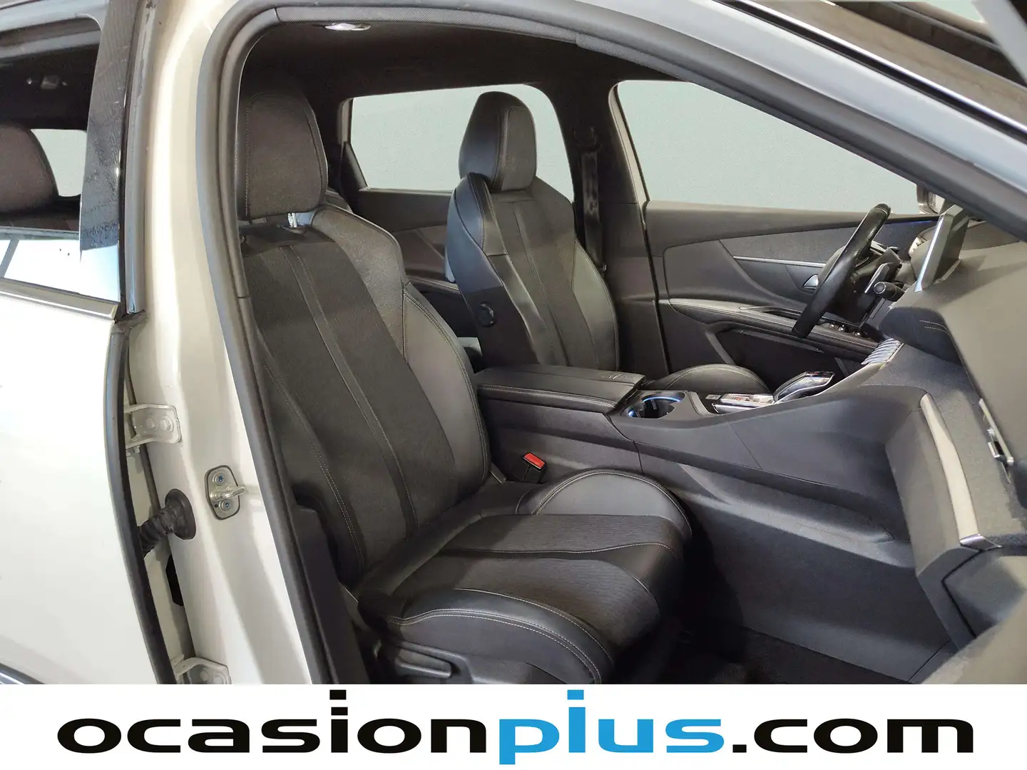 Foto Peugeot 5008 Peugeot 5008 PureTech 130 GT Line EAT8 (130 CV) 7 Plazas