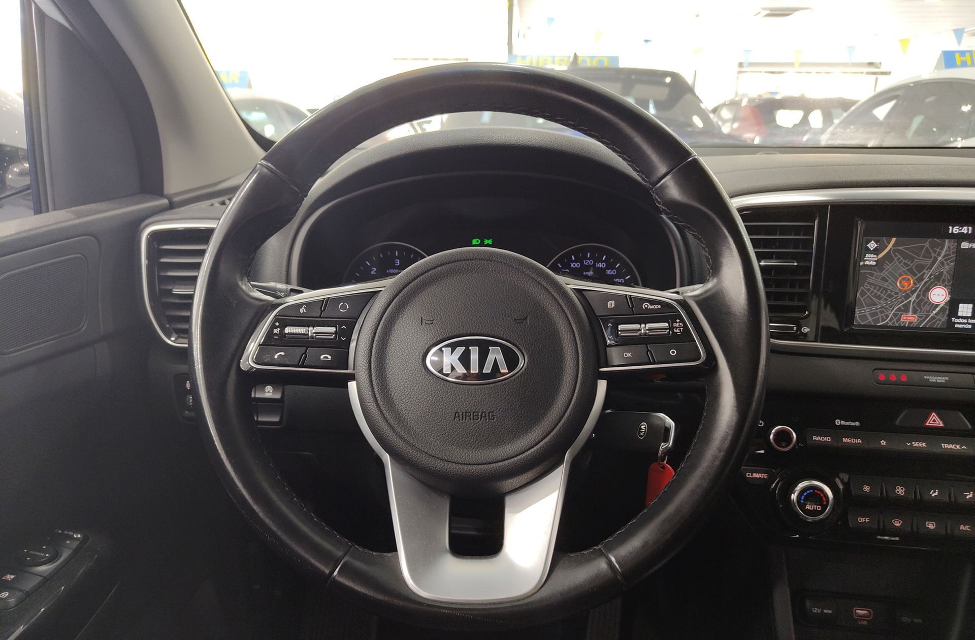 Kia Sportage 1.6 MHEV Drive 4x2 - foto 21