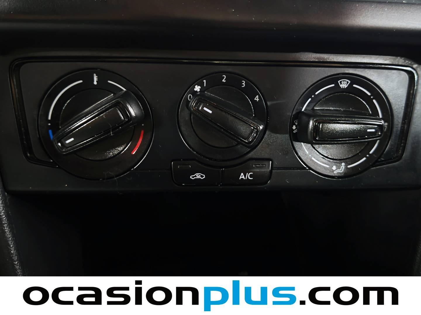 Equipamiento del Volkswagen Polo Volkswagen Polo Edition 1.4 TDI BMT (75 CV)