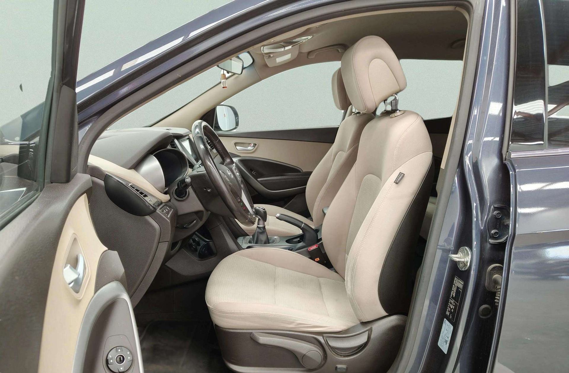 Hyundai Santa Fe 2.0 CRDi Essence 4x2 7 plazas - foto 11