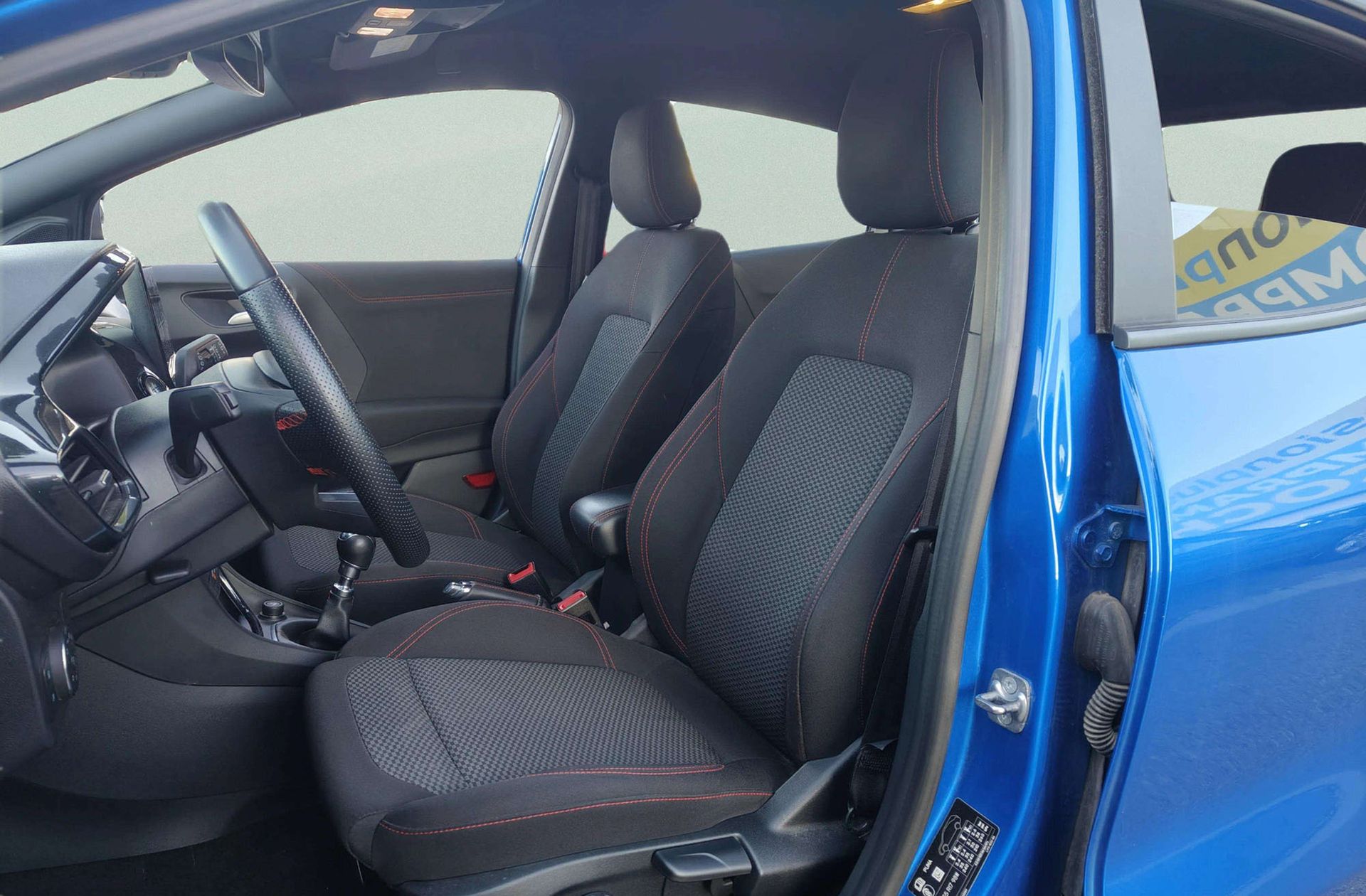 Ford Puma 1.0 EcoBoost MHEV ST-Line - foto 11