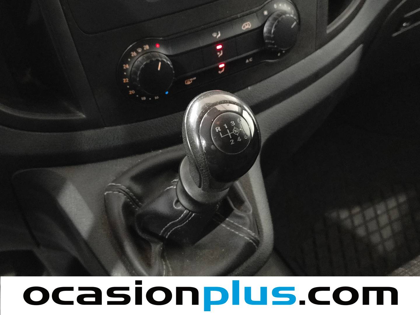 Foto Mercedes Vito Mercedes-Benz Vito 110 CDI TD Mixto Larga (102 CV) 6 Plazas