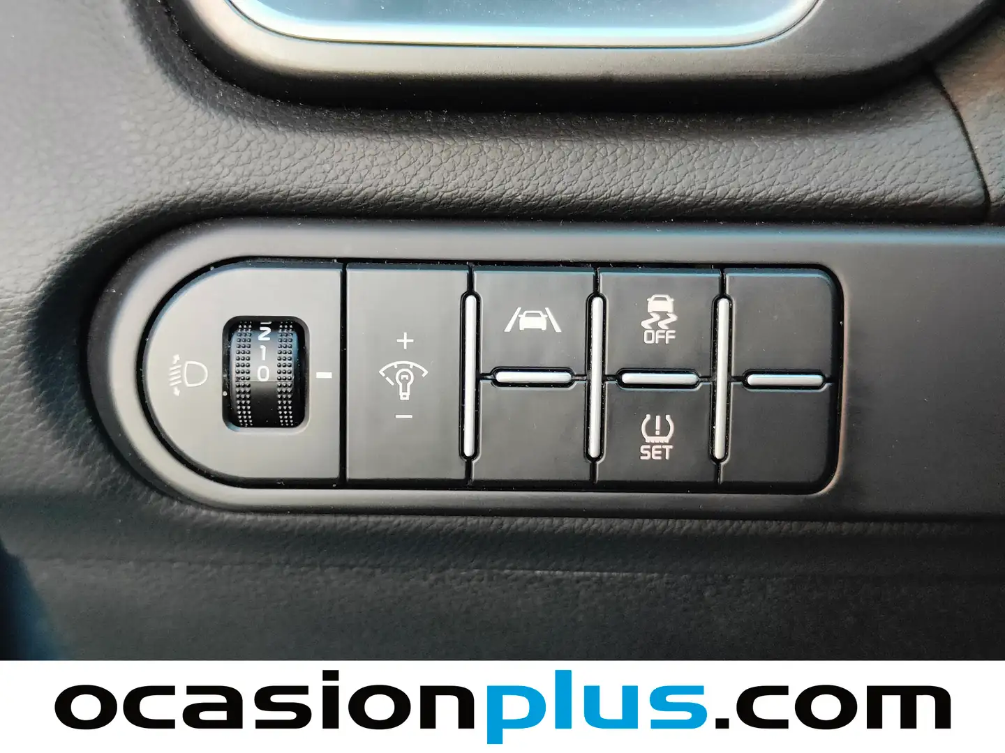 Foto KIA XCeed Kia XCeed 1.5 MHEV iMT Drive (160 CV)