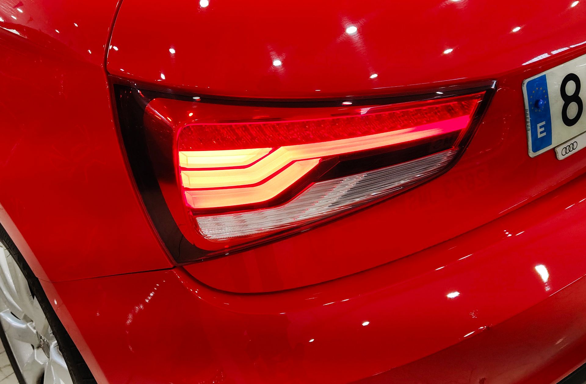 Audi A1 Sportback Attraction 1.0 TFSI - foto 16