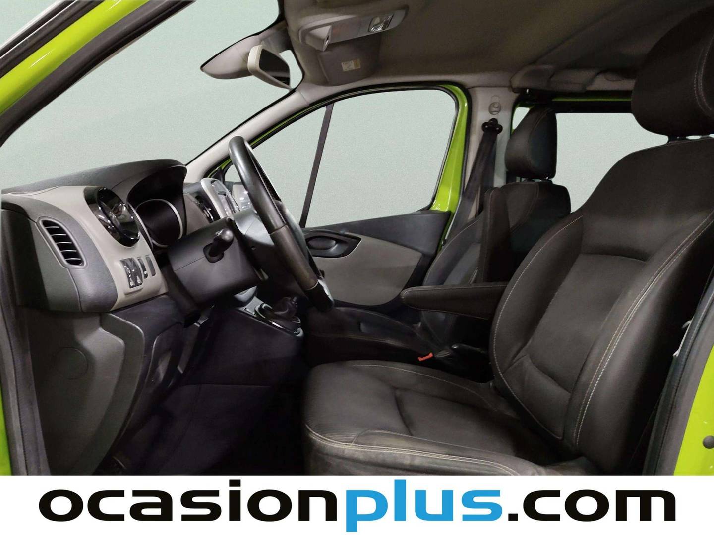 Foto asientos traseros Renault Trafic Renault Trafic dCi 125 Passenger Combi TT Largo Energy Ed. (125 CV) 8 Plazas